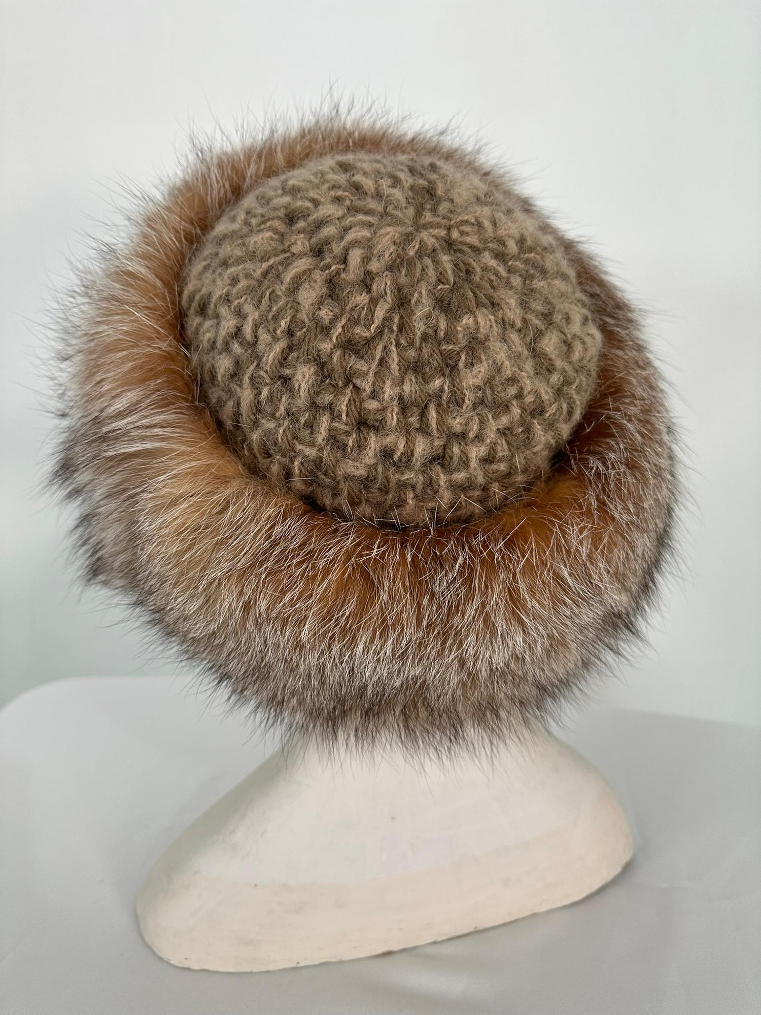 Gray 1970s Chunky Wool Knit Hat with Fox Fur trim
