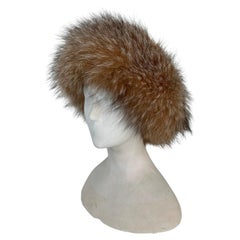 1970s Chunky Wool Knit Hat with Fox Fur trim