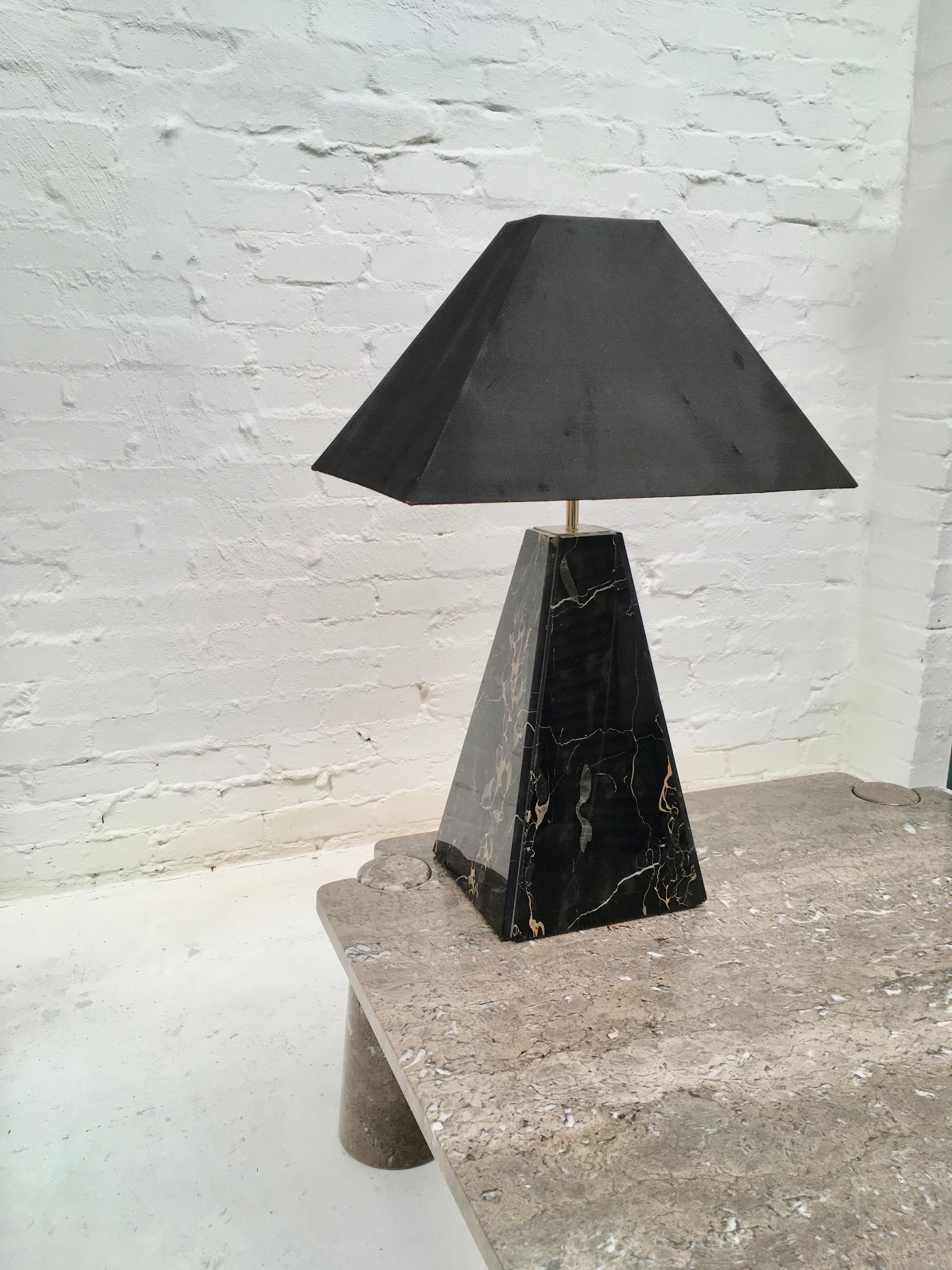 1970s Cini Boeri Style Black Marble Pyramid Lamps Abat Jour, Pair For Sale 4