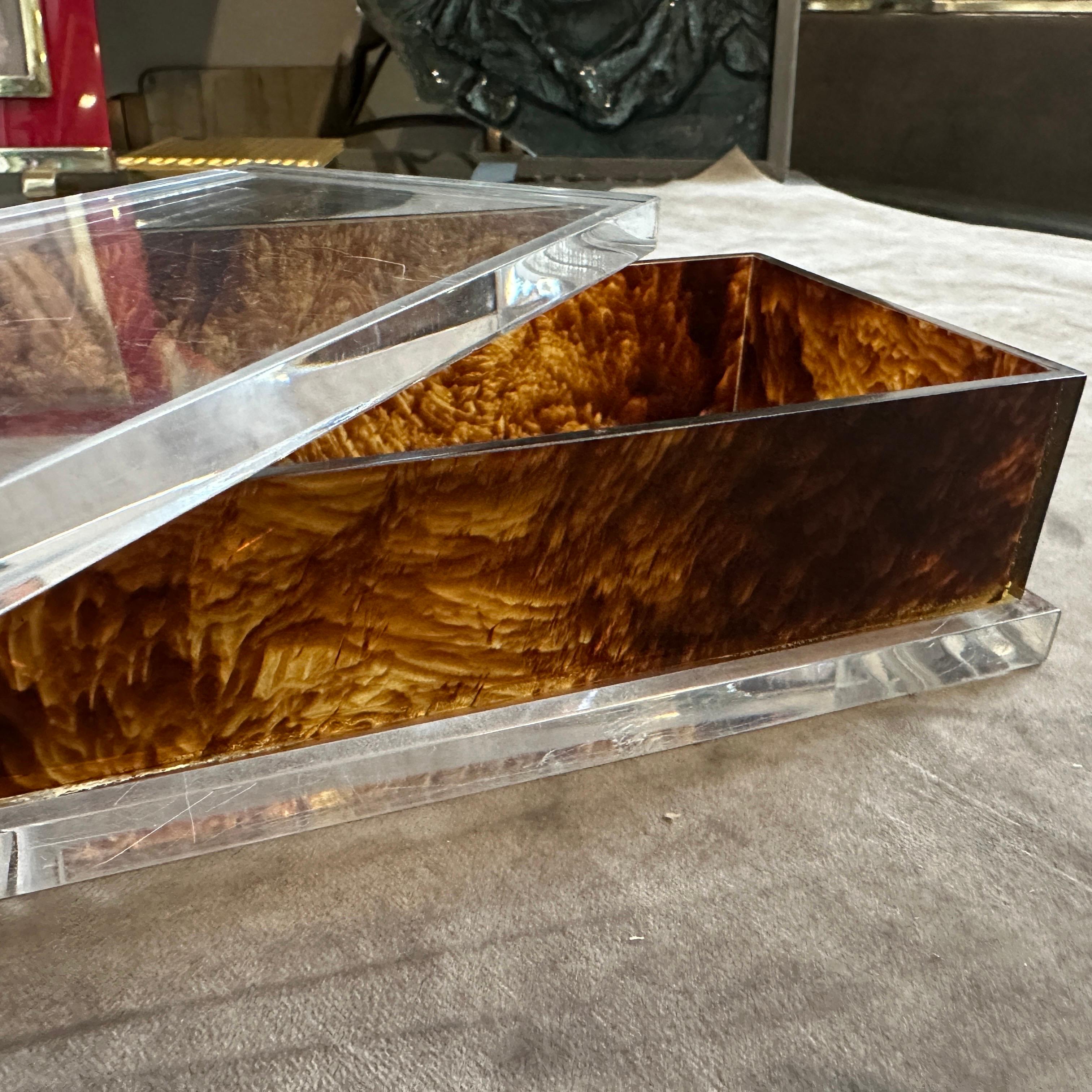 1970s Clear and Faux Tortoiseshell Lucite Vanity Box in the manner Of Dior Home in vendita 2