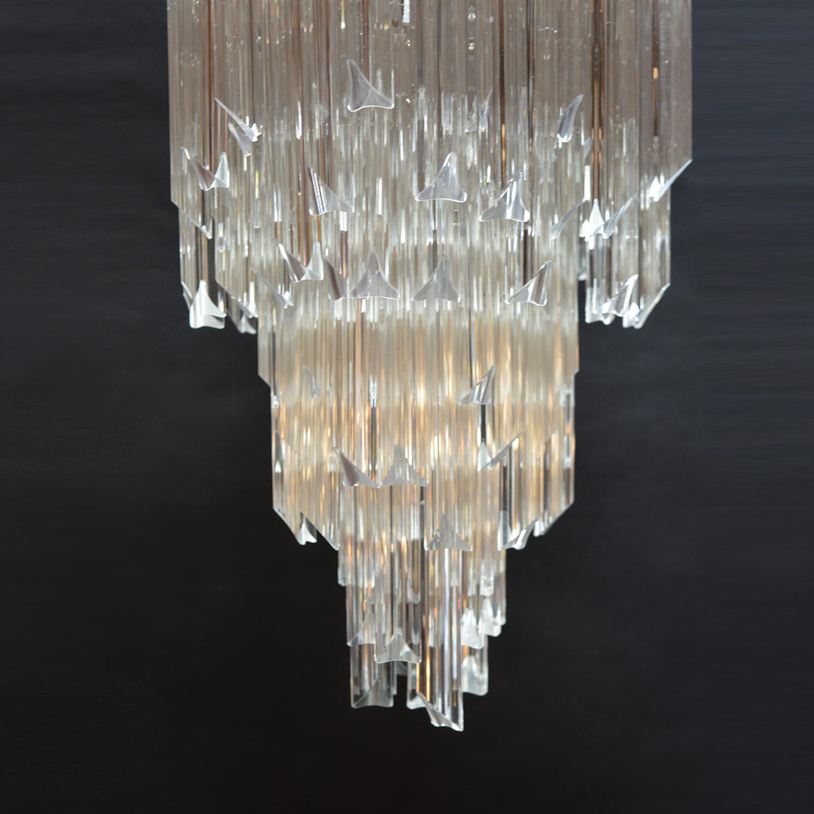 Clear Tiered Glass Chandelier. Italy, 1970s  In Good Condition For Sale In Los Angeles, CA