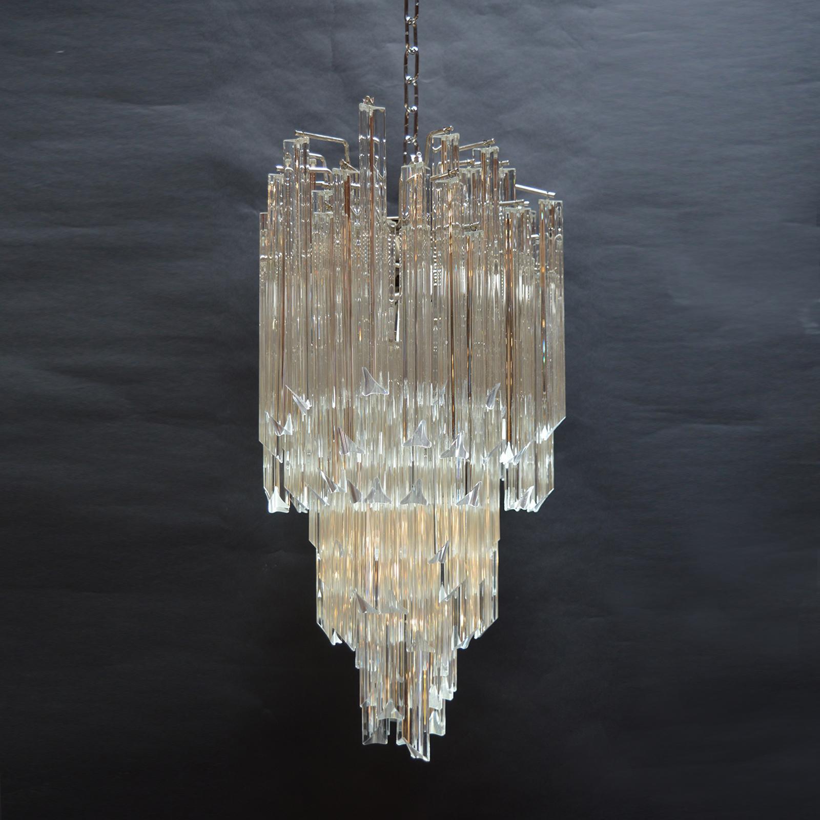 Clear Tiered Glass Chandelier. Italy, 1970s  For Sale 1