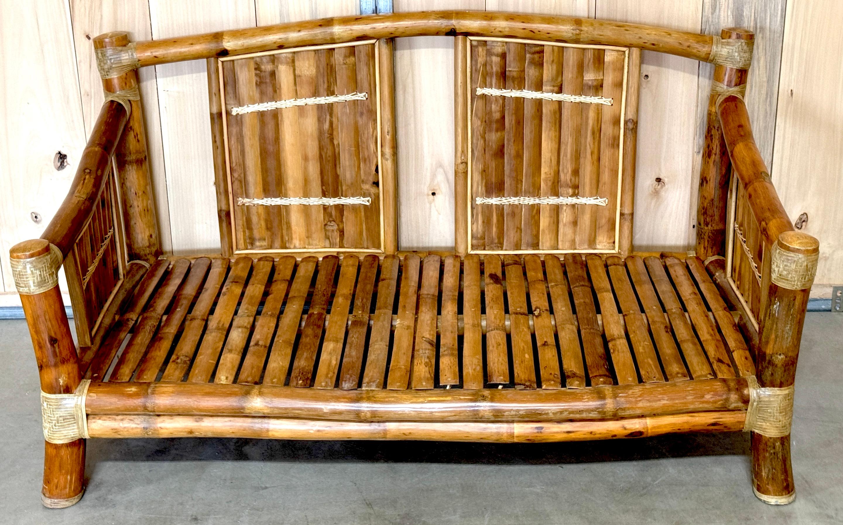 1970er Küstenbambus & gewebtes Ledersofa im Angebot 3