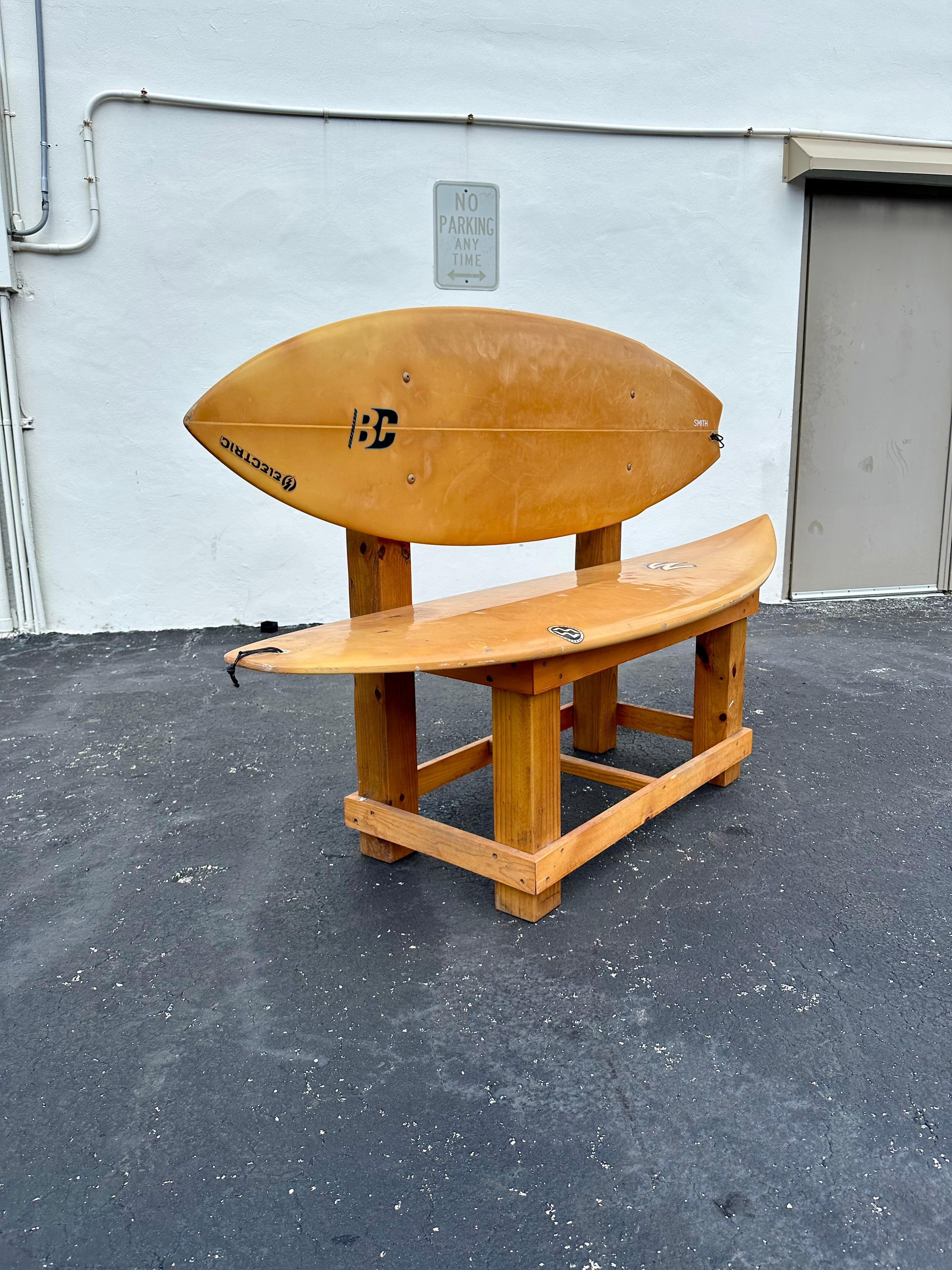 Banco escultórico de madera de tabla de surf doble de fibra de vidrio de los años 70 Settee en Bueno estado para la venta en Fort Lauderdale, FL