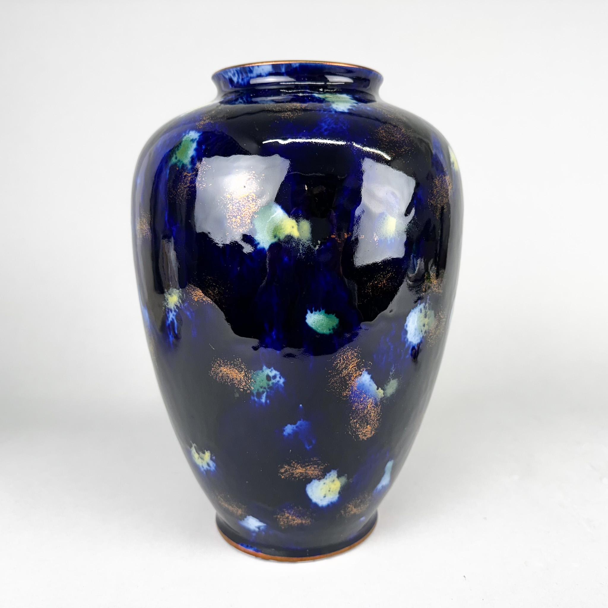 1970er Jahre Kobaltfarbene Porzellanvase von Wallendorf, Deutschland im Angebot 4