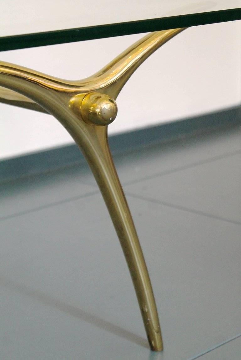 1970s Coffee Table in Glass an Polished Brass by Belgian Designer Kouloufi In Good Condition In Brussels, BE