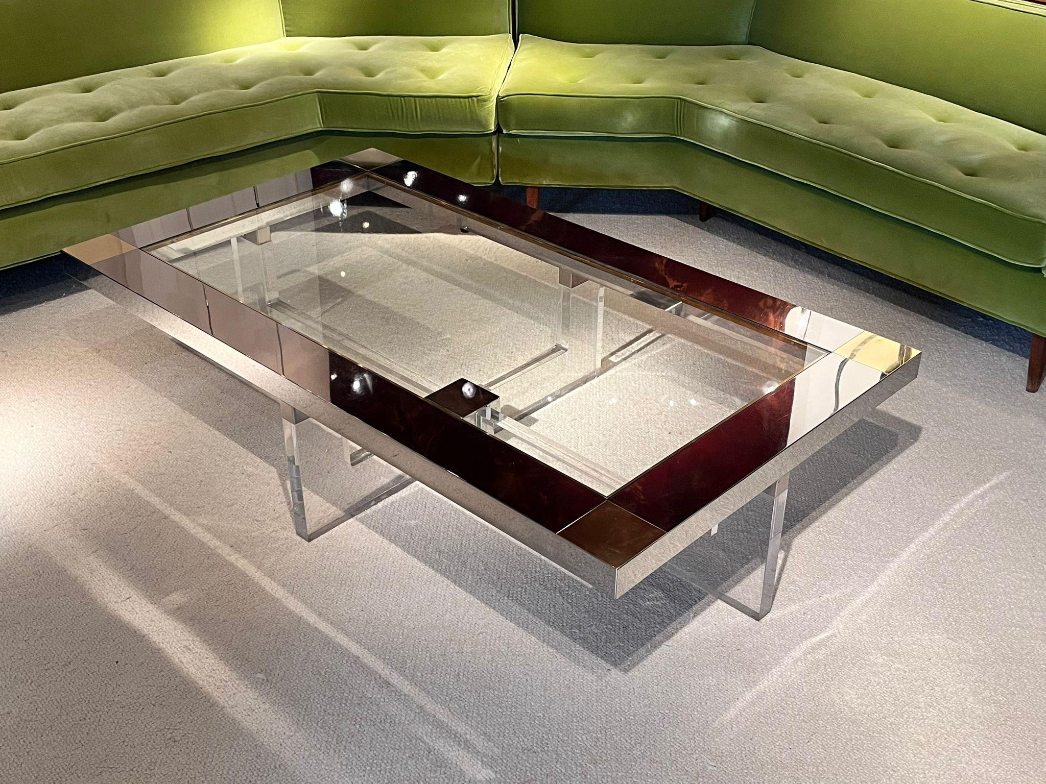 1970s Coffee Table with Glass Top In Good Condition For Sale In Saint-Ouen, FR