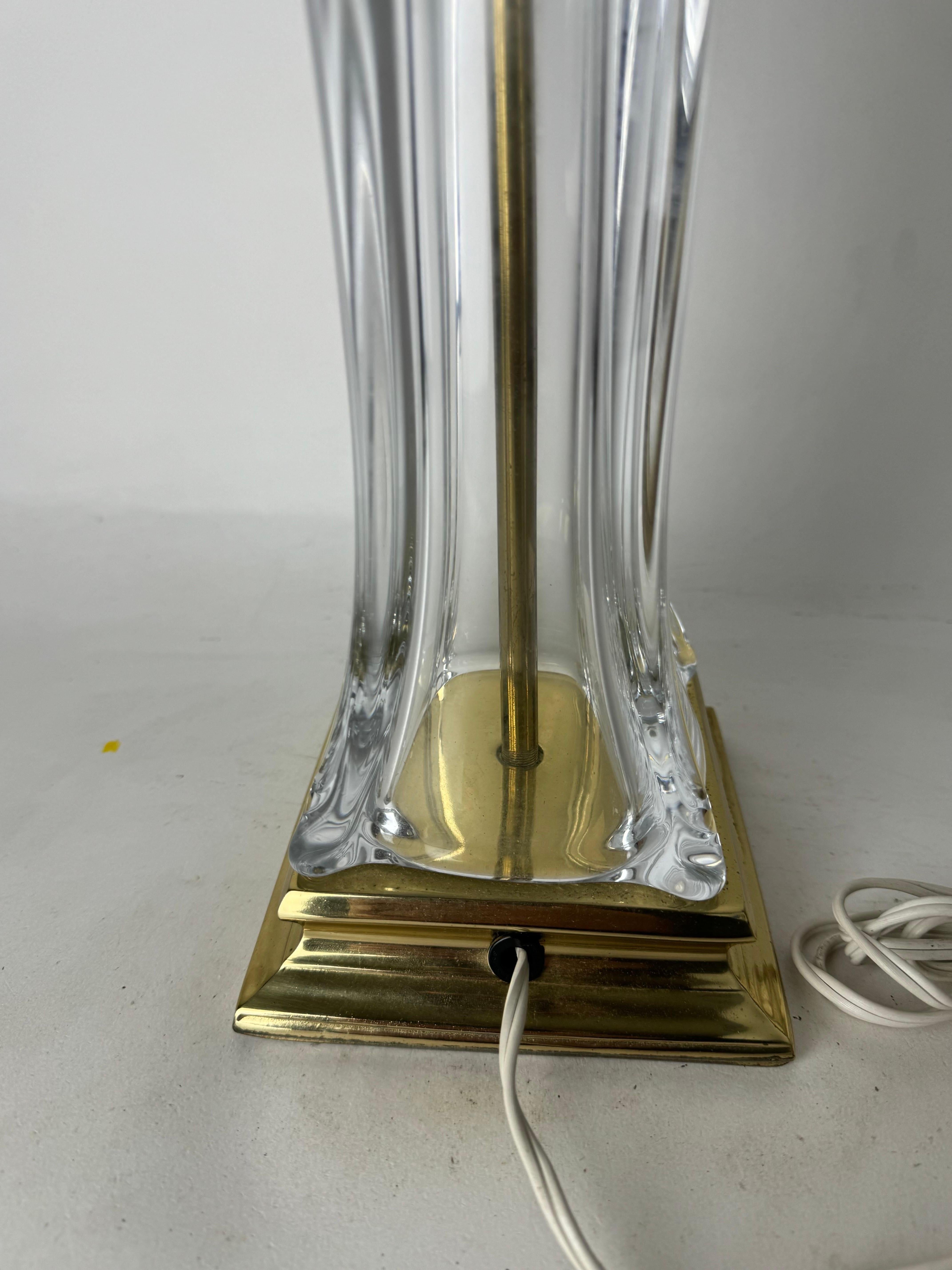 Late 20th Century 1970's Cofrac Leaded Crystal Glass and Brass Table Lamp For Sale