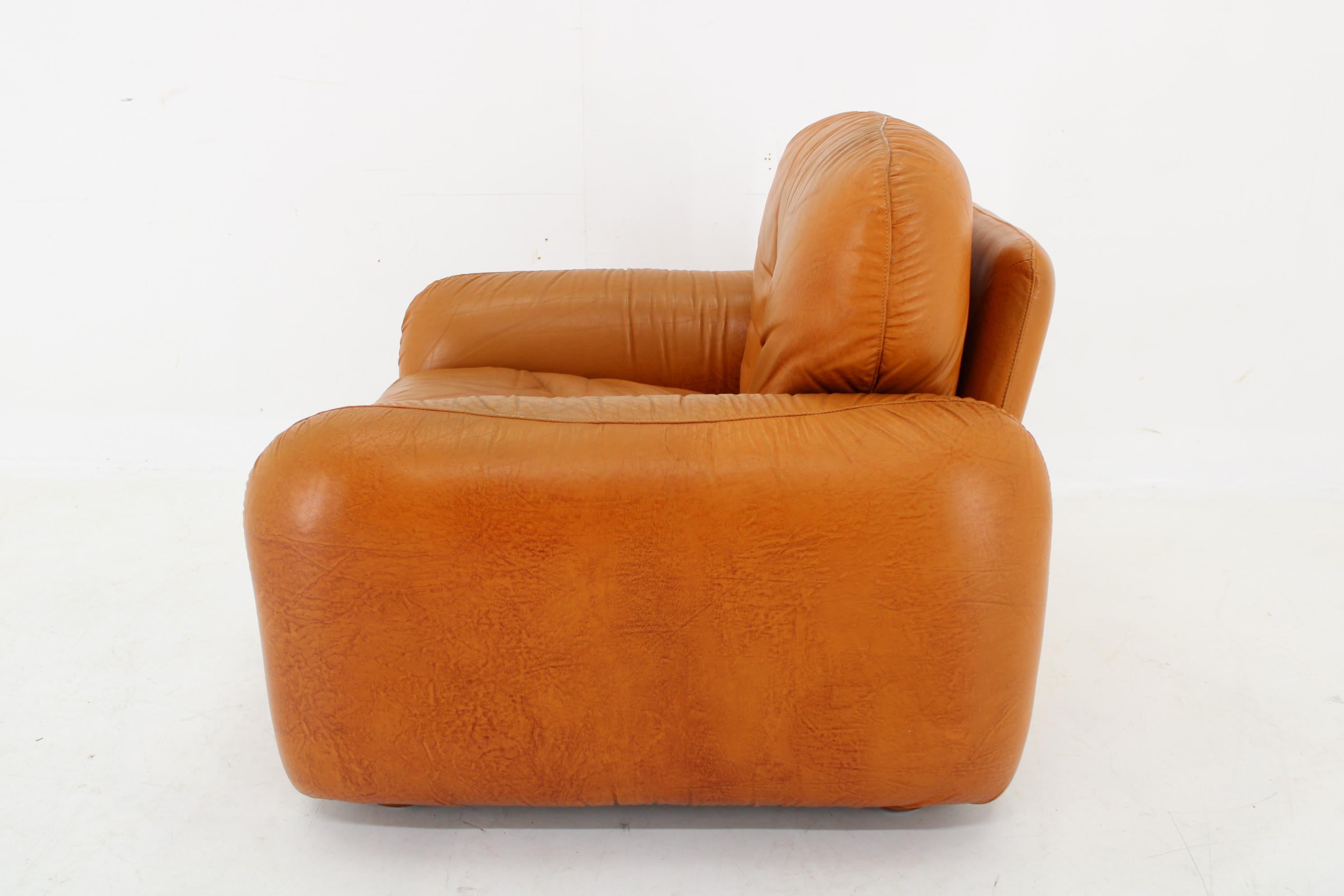 Late 20th Century 1970s  Cognac Leather Armchair, Italy For Sale