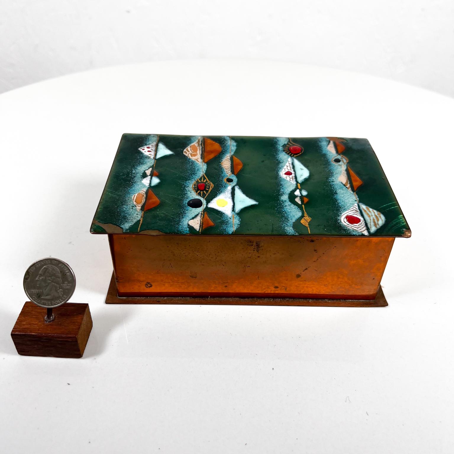 1970s Elegant craft Abstract Copper Enamel Trinket Box
6.13 w x 3.88 x 2 h
Original unrestored vintage condition
See all images.