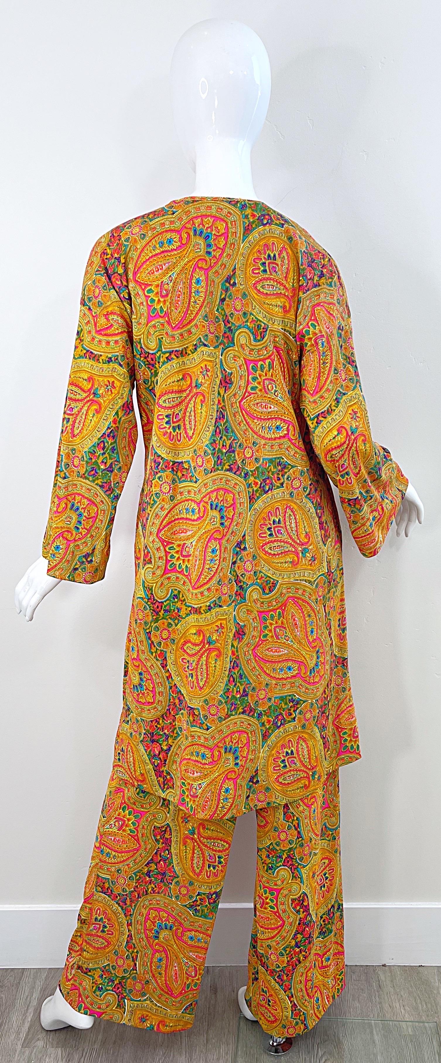 1970s Colorful Paisley Print Nylon Tunic Dress + Wide Leg Trousers Vintage Set For Sale 4