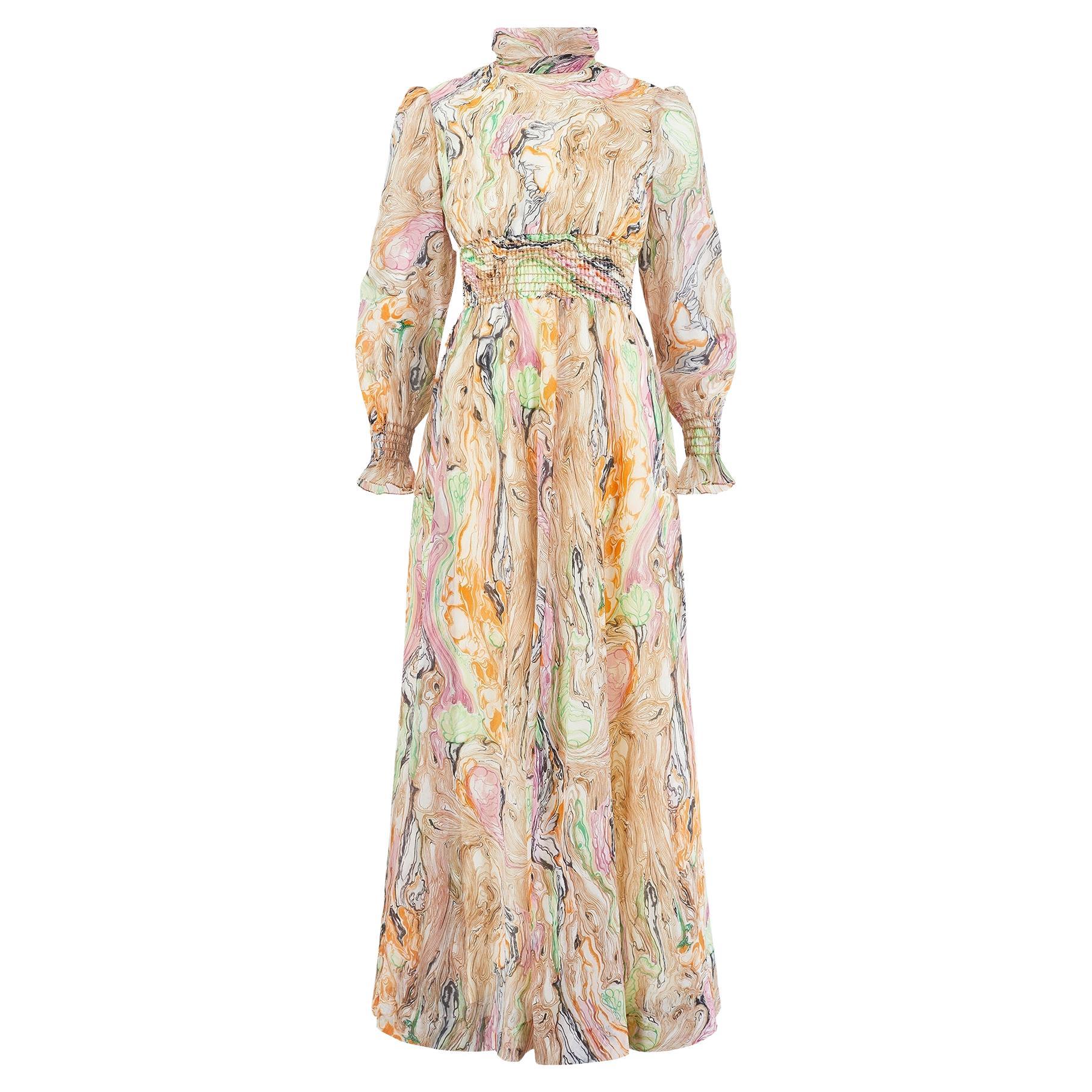 Robe longue fumée colorée imprimée marbrée des années 1970