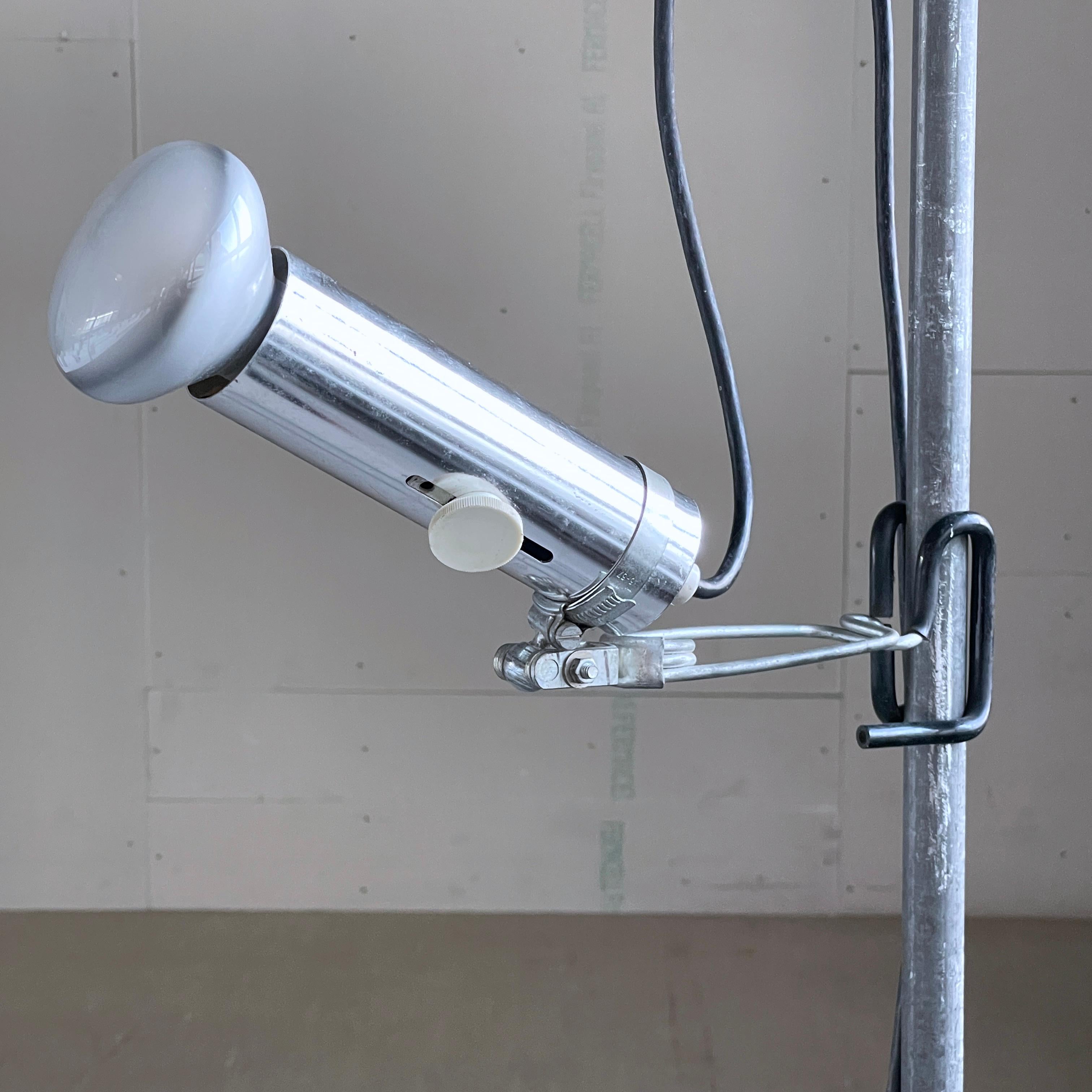 1970's Concord International Lighting Lámpara puntual de arquitecto patentada en venta 5