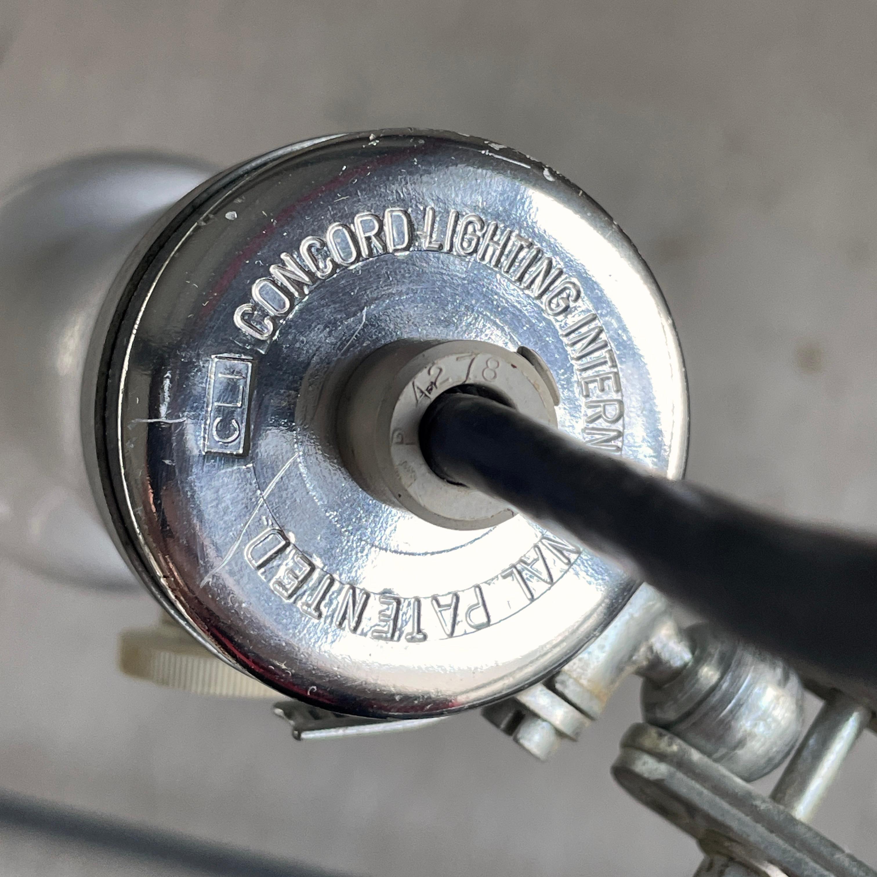 1970's Concord International Lighting Lámpara puntual de arquitecto patentada en venta 1