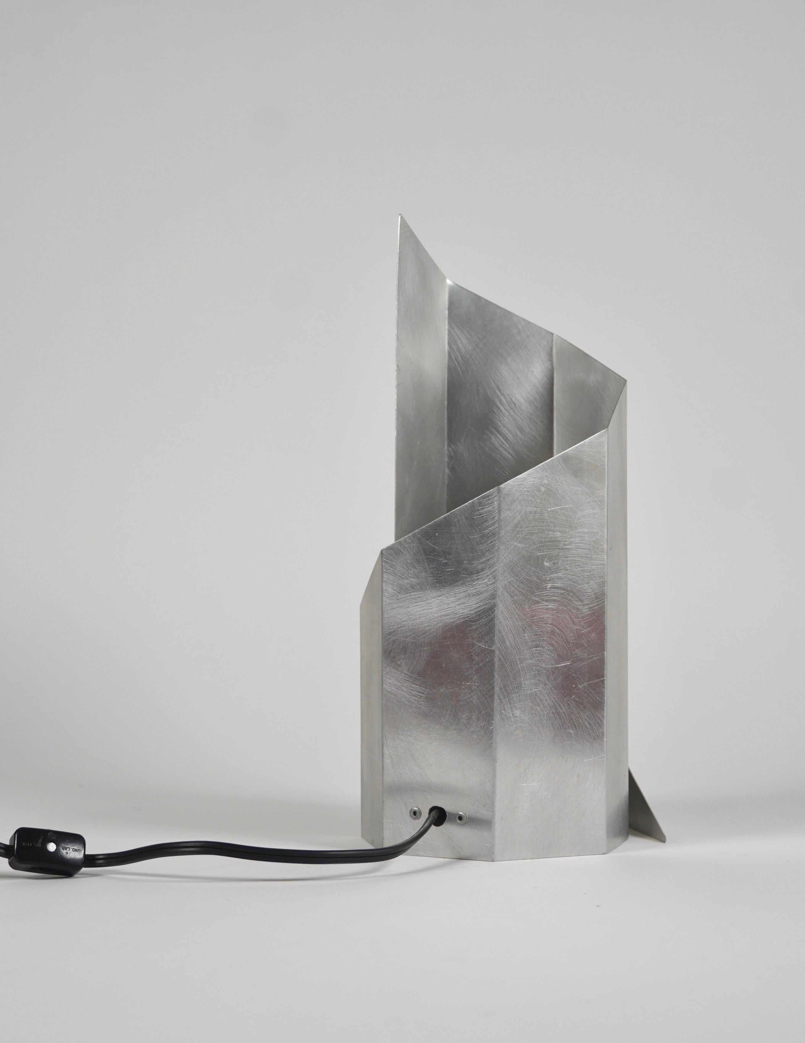 1970s Constructivist Table Lamp in Folded Aluminum by Godley-Schwan MoMA NY In Good Condition In Oakland, CA