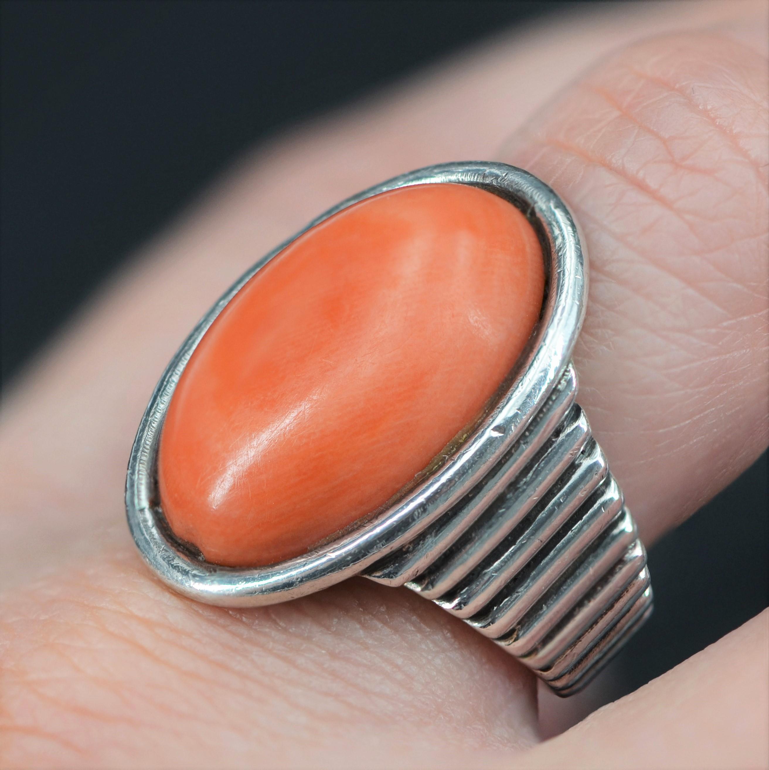1970s Coral Cabochon Silver Gadrooned Ring For Sale 8
