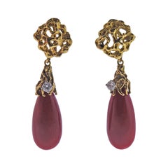 1970s Coral Diamond Gold Night & Day Drop Earrings