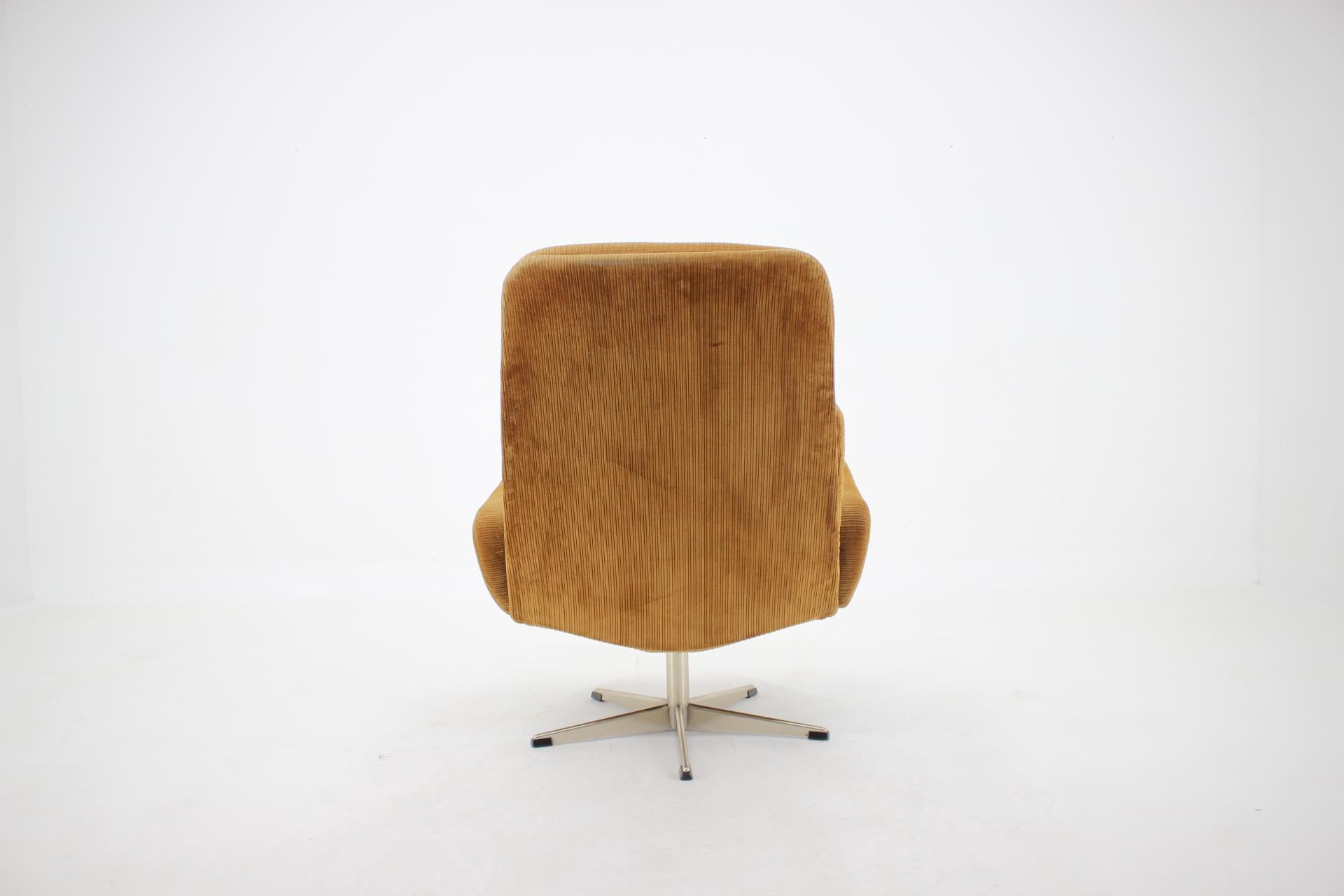 Mid-Century Modern 1970s Corduroy Swivel Chair, Denmark