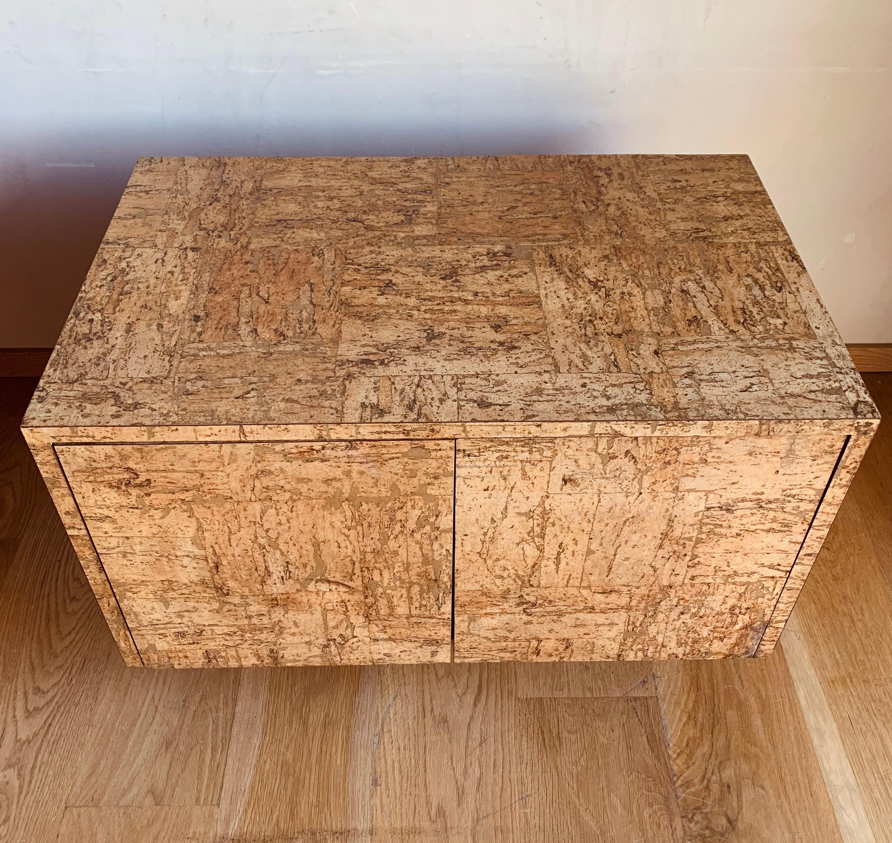 1970s Cork and Mirrored Plinth Base Cabinet Table Attributed to Adrian Pearsall In Good Condition For Sale In El Cajon, CA