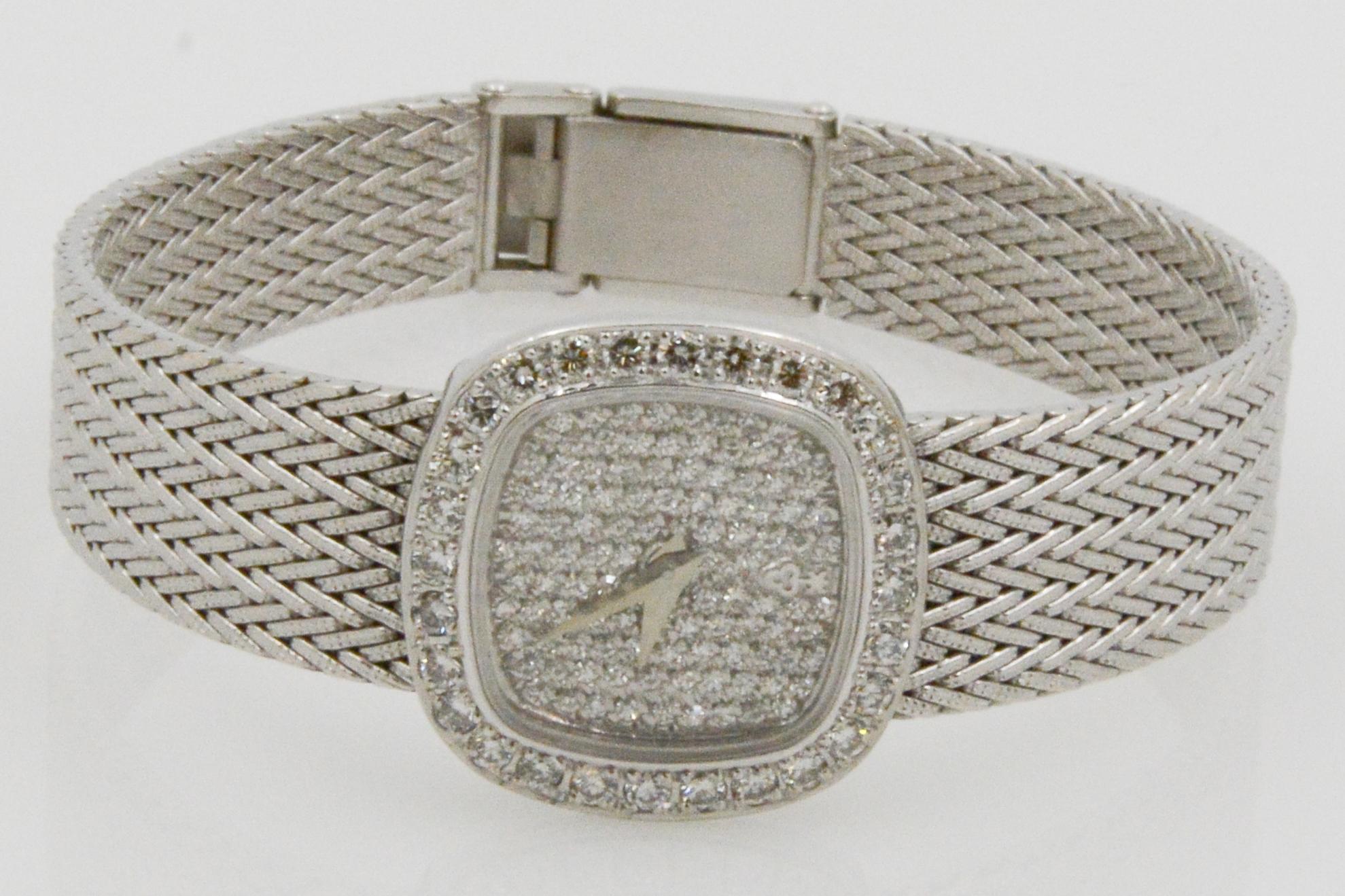 1970s Corum Diamond 18 Karat Gold Mesh Bracelet Ladies Watch In Good Condition In Dallas, TX