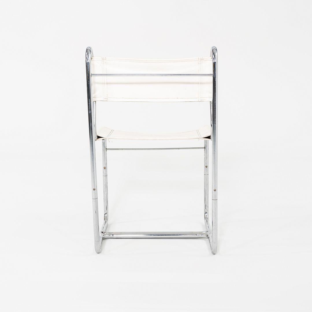 Fin du 20e siècle 1970 Cosco of Columbus Indiana Chaise de salle à manger en vinyle blanc et chrome en vente