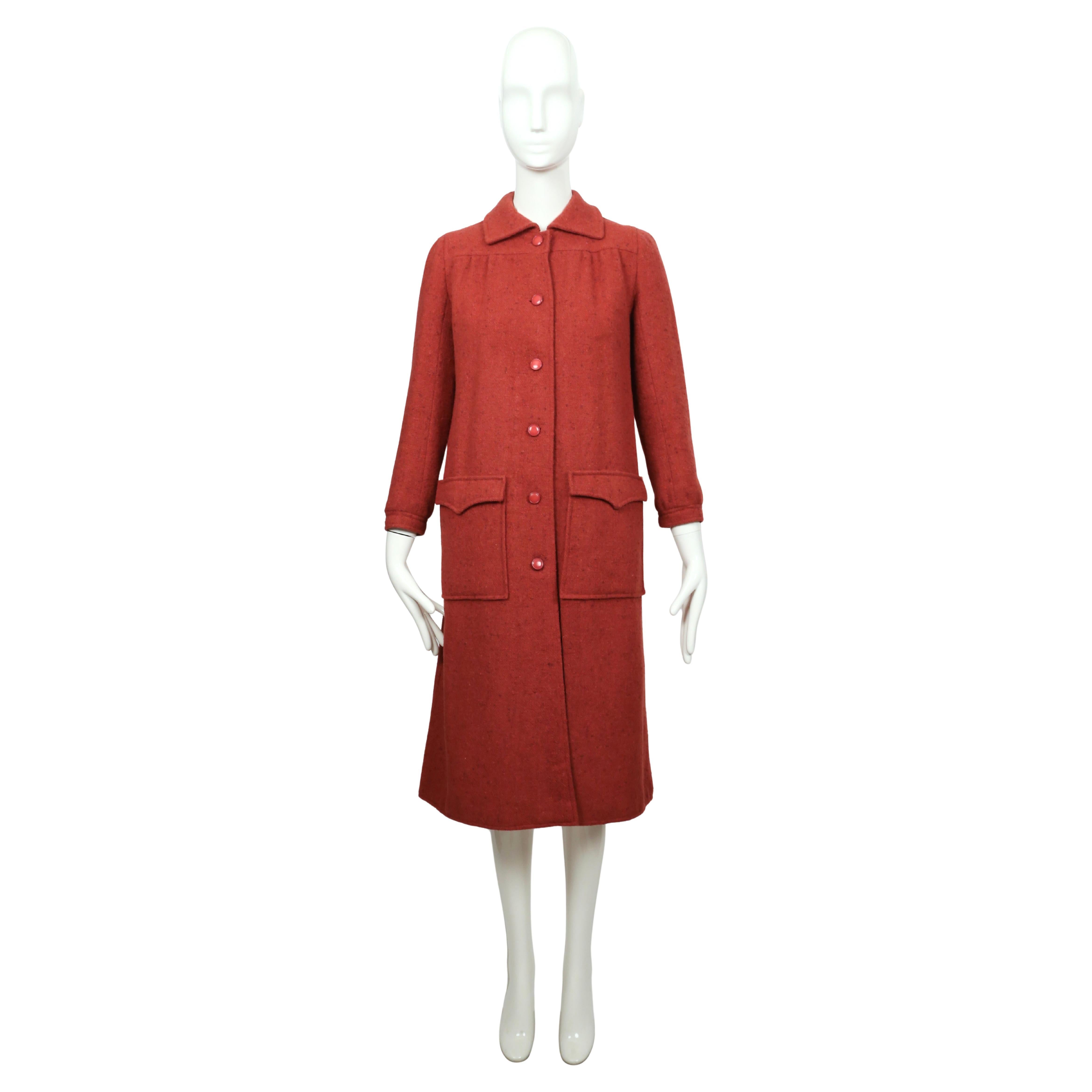 1970's COURREGES raspberry tweed wool coat In condizioni buone in vendita a San Fransisco, CA