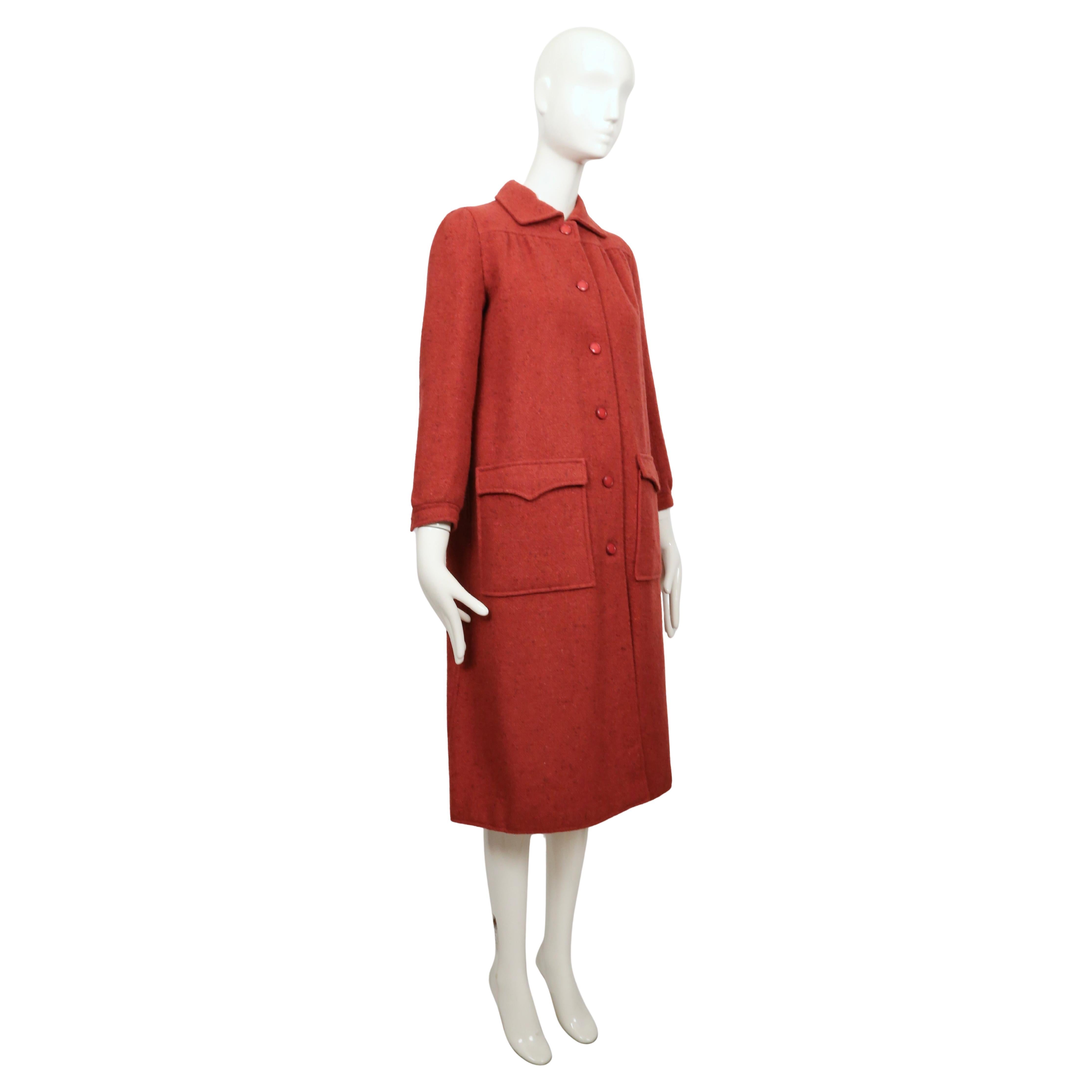 da uomo o donna 1970's COURREGES raspberry tweed wool coat in vendita