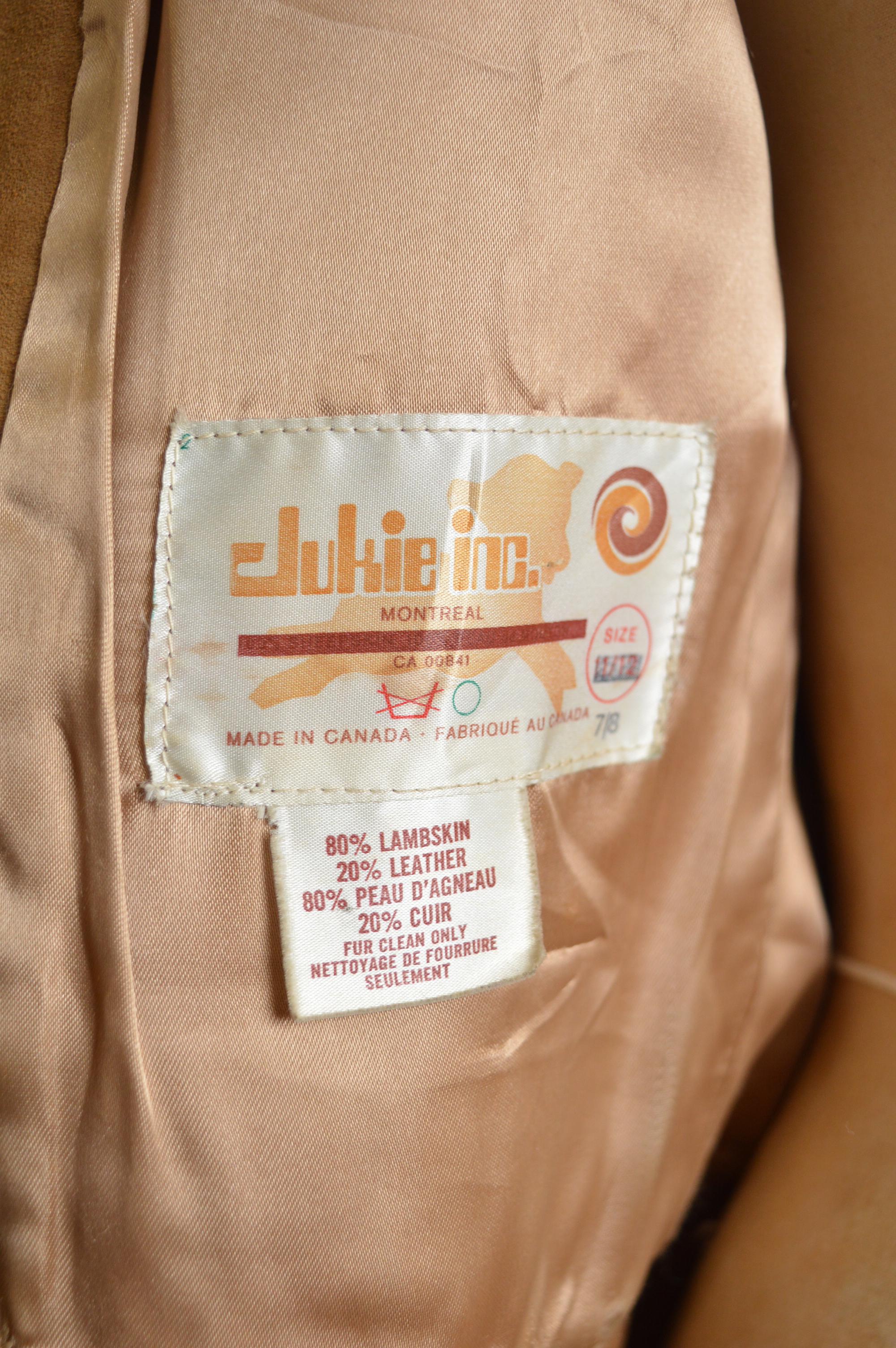 1970's Creme lockiges Schaffell & Tan Wildleder Shearling Jacke - Vintage Mantel im Zustand „Gut“ im Angebot in Sheffield, GB