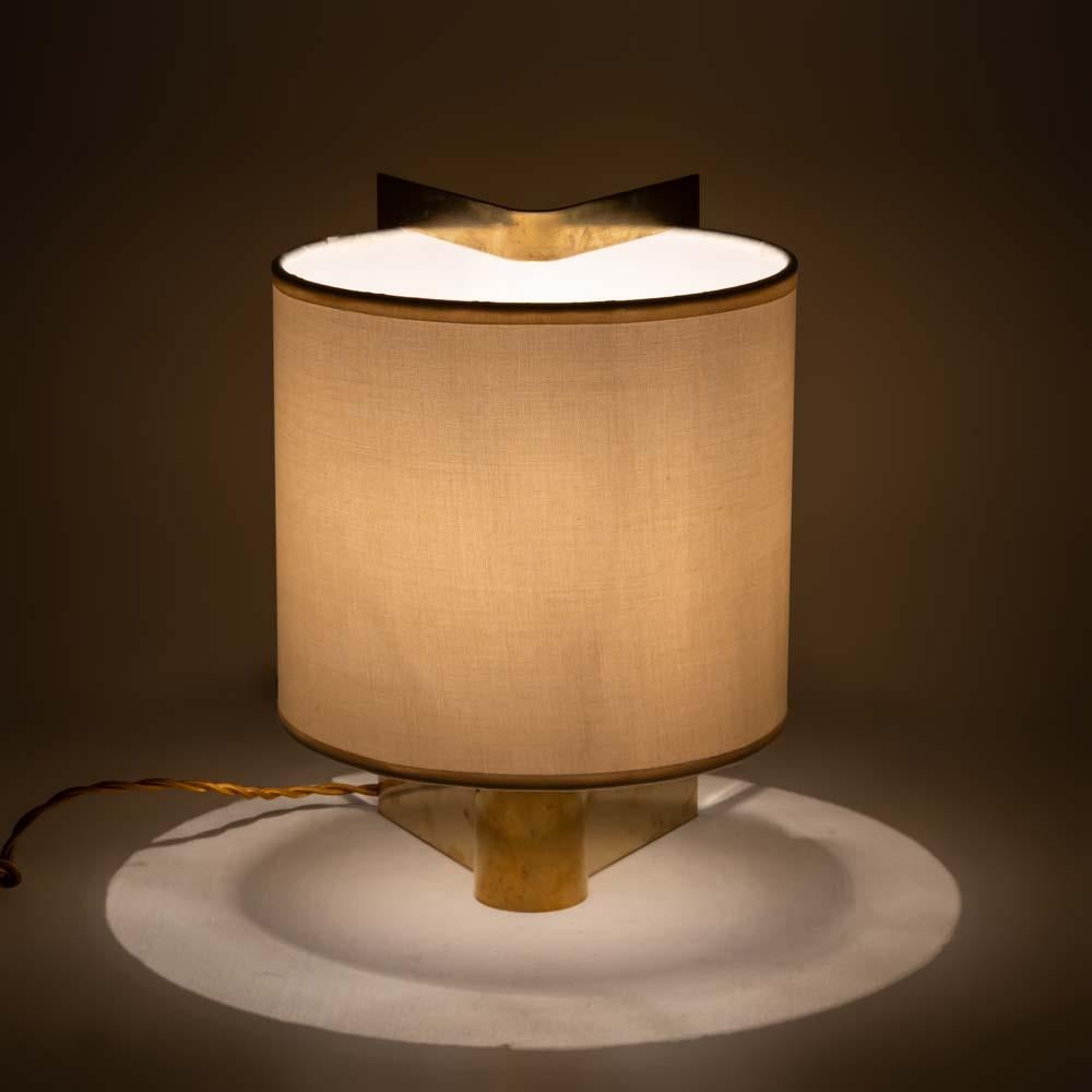 Mid-Century Modern Abat-jour en tissu crème sur lampes de table en métal laiton de Giuliana Gramigna, années 1970 en vente