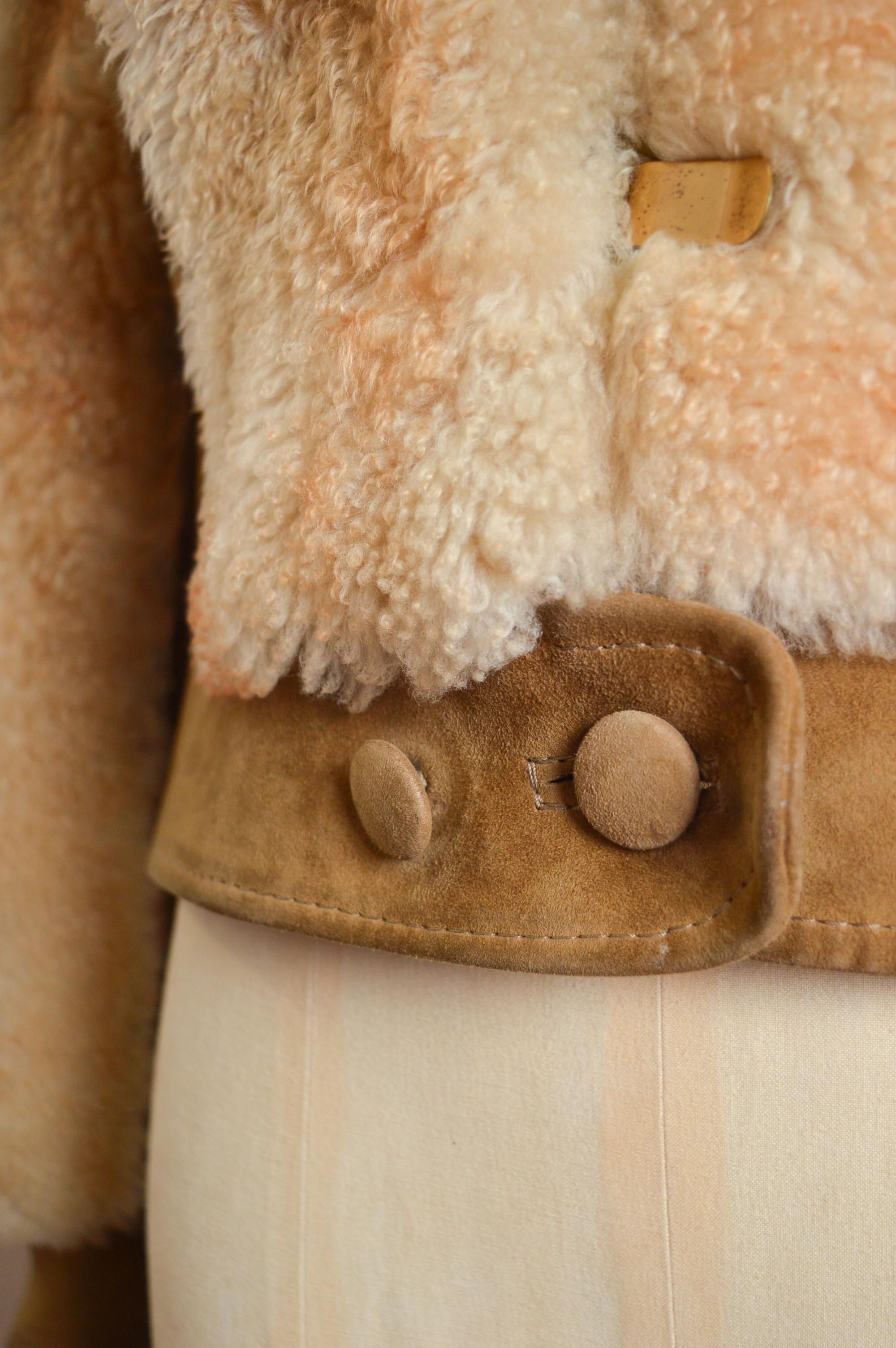 Women's 1970s Cream fluffy Shearling with Tan Suede panels Sheepskin Coat - Jacket For Sale