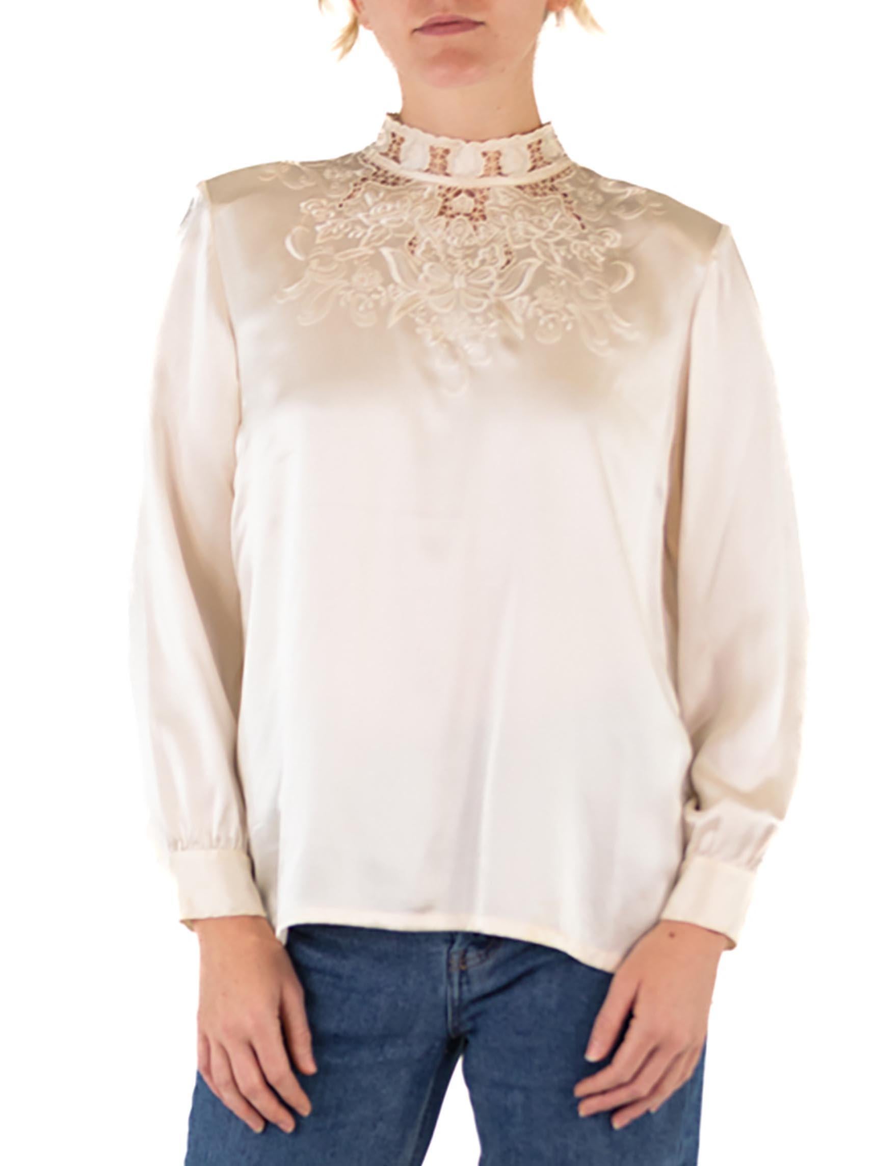 1970S Cream Silk Crepe De Chine Hand Embroidered Blouse For Sale 4