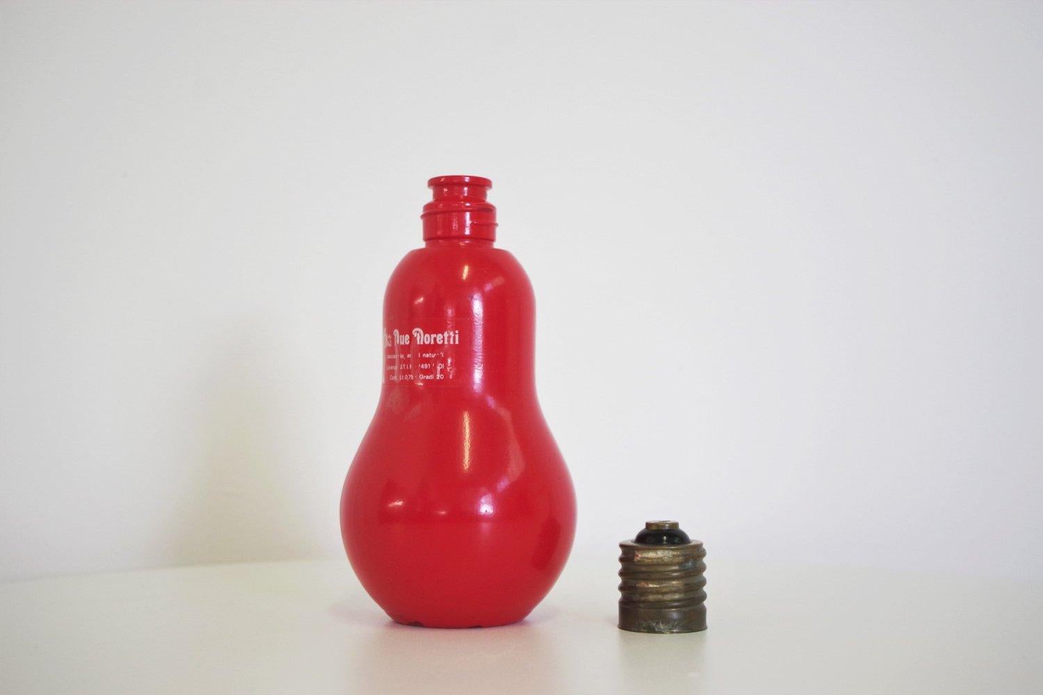 1970s Cremacaffè Due Moretti Lightbulb-Shaped Bottle - Quirky Italian Design In Good Condition For Sale In Manzano, IT