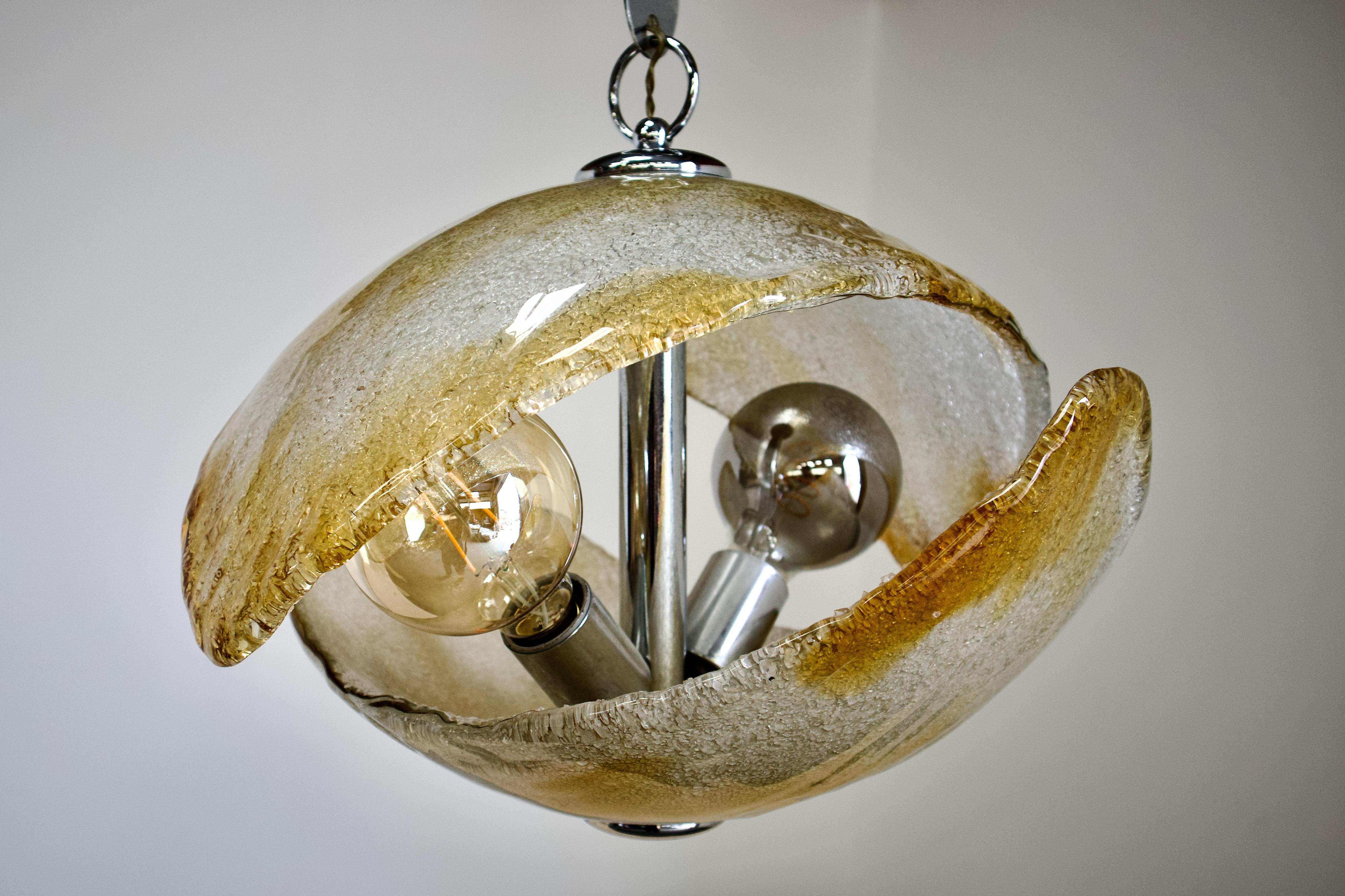 20th Century 1970s Crescent Murano Glass Pendant Lamp, Carlo Nason, Mazzega Attributed For Sale
