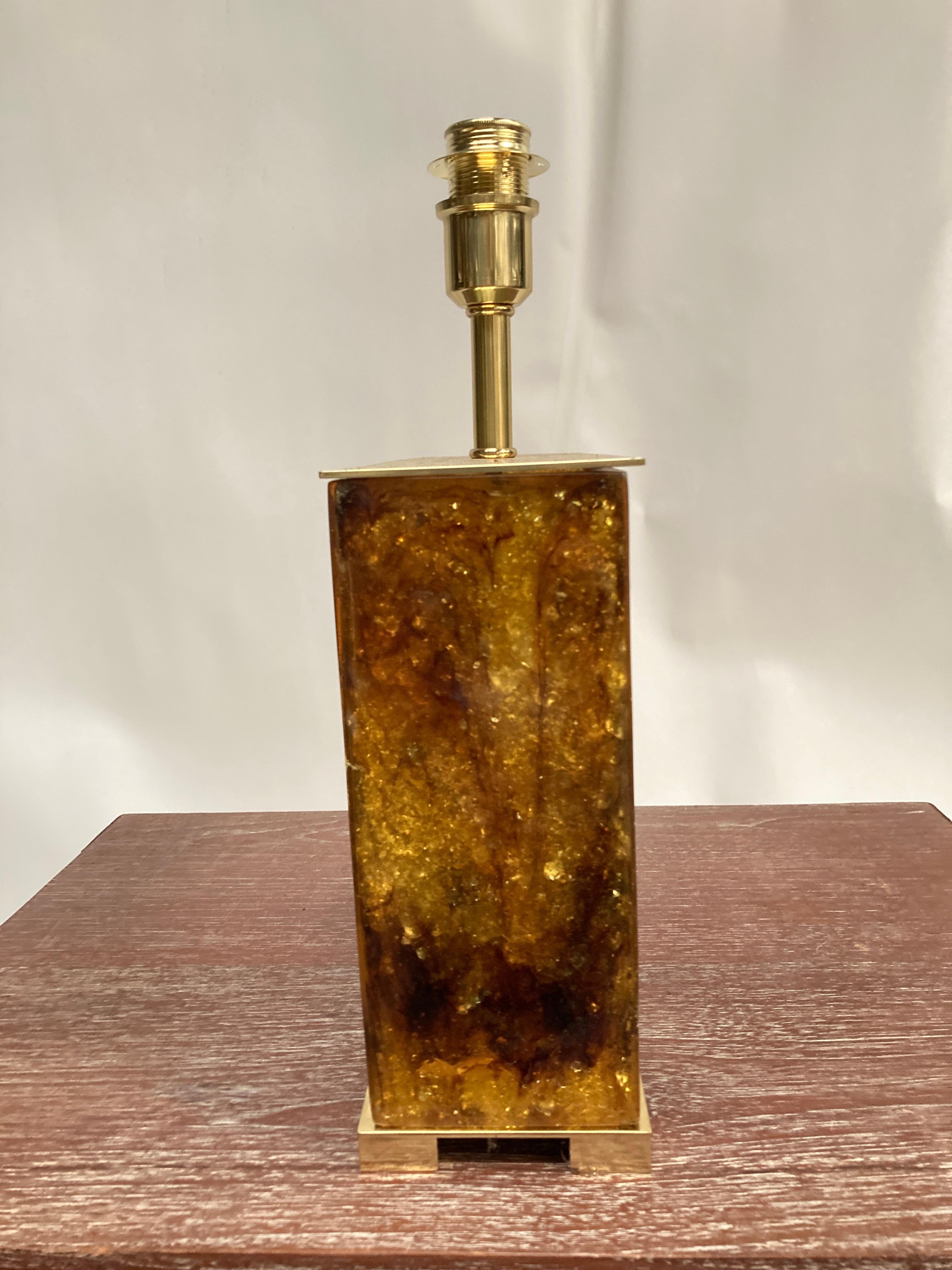 Resin 1970's Crushed ice resin lamp by Marie-Claude De Fouquières For Sale
