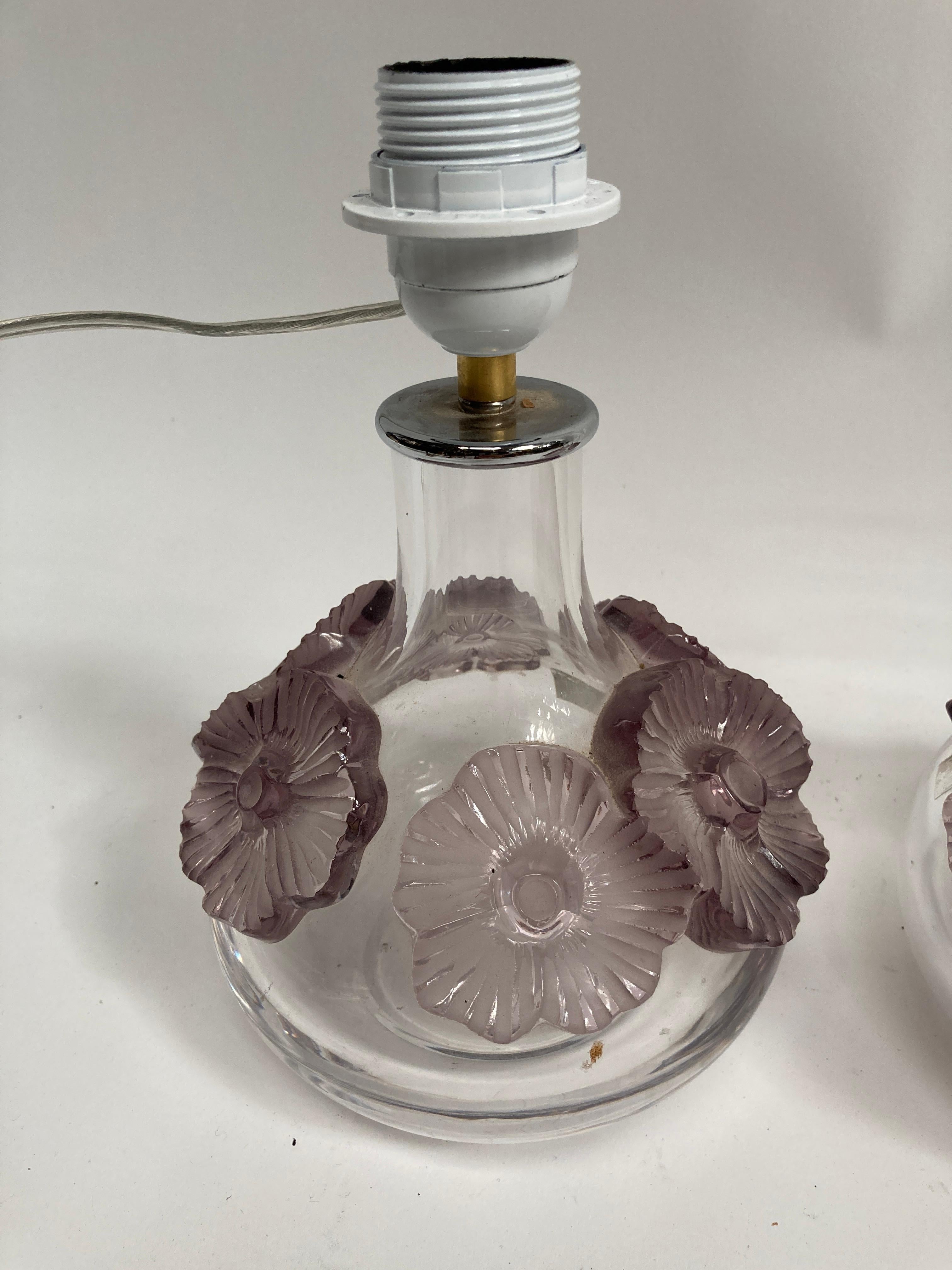 Français Paire de lampes de table en cristal des années 1970 par Marie-Claude Lalique en vente