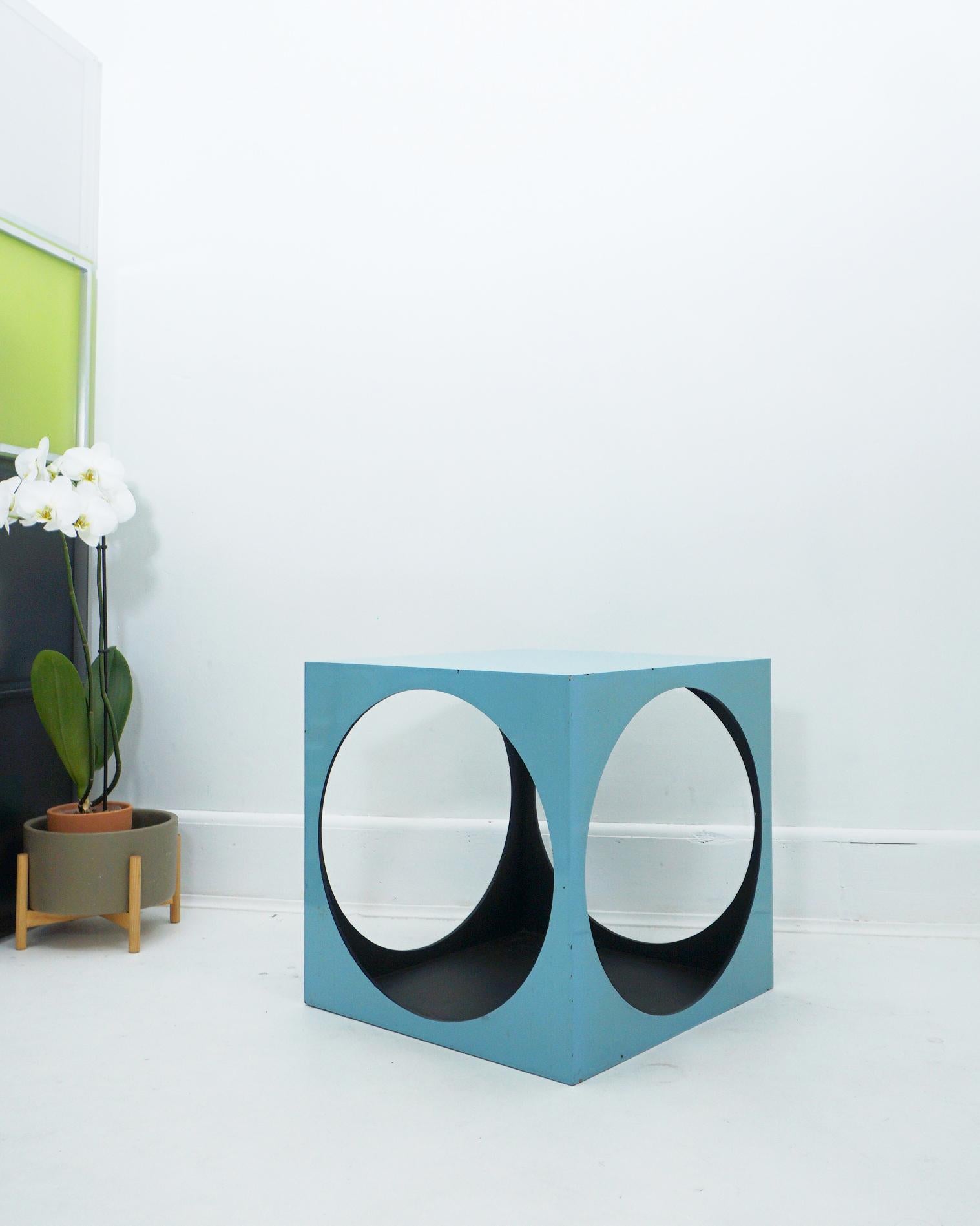 Lacquered 1970s Cube Space Age Blue and Black Side Table in the Style of Panton For Sale