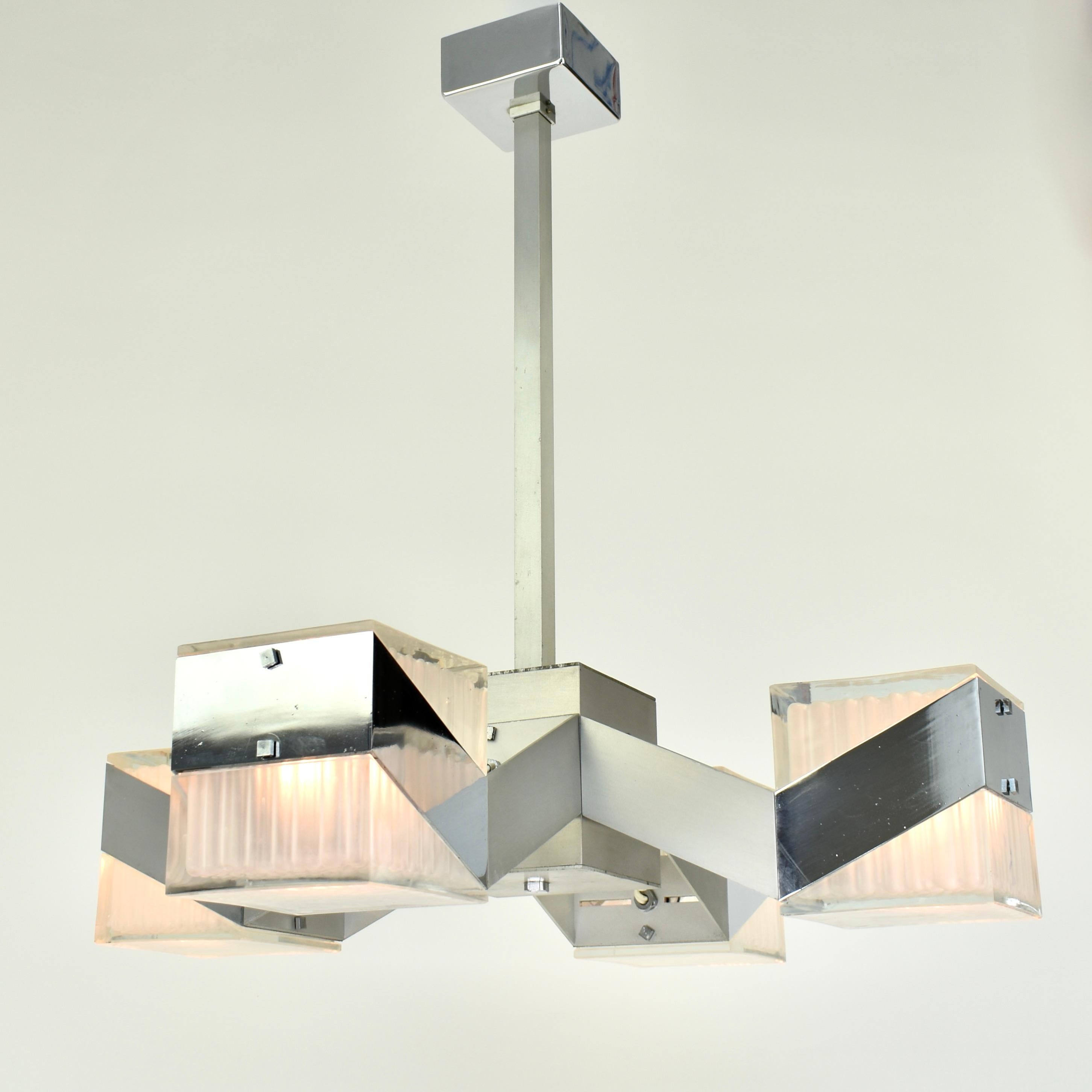 Lampadario cubista anni '70 in vetro cromato in vendita 1