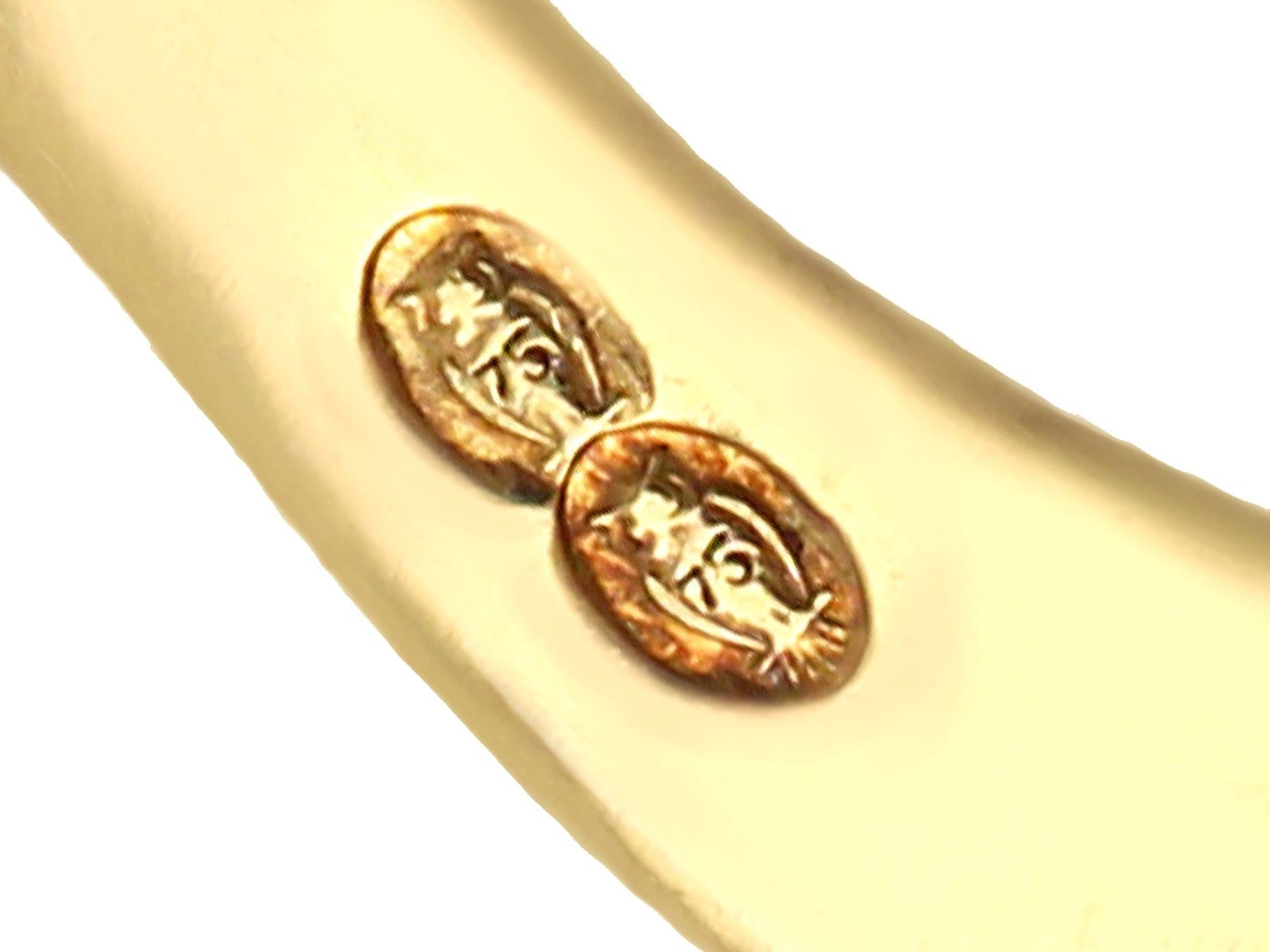 Vintage 1970s Cufflinks in 9K Yellow Gold and Enamel For Sale 1