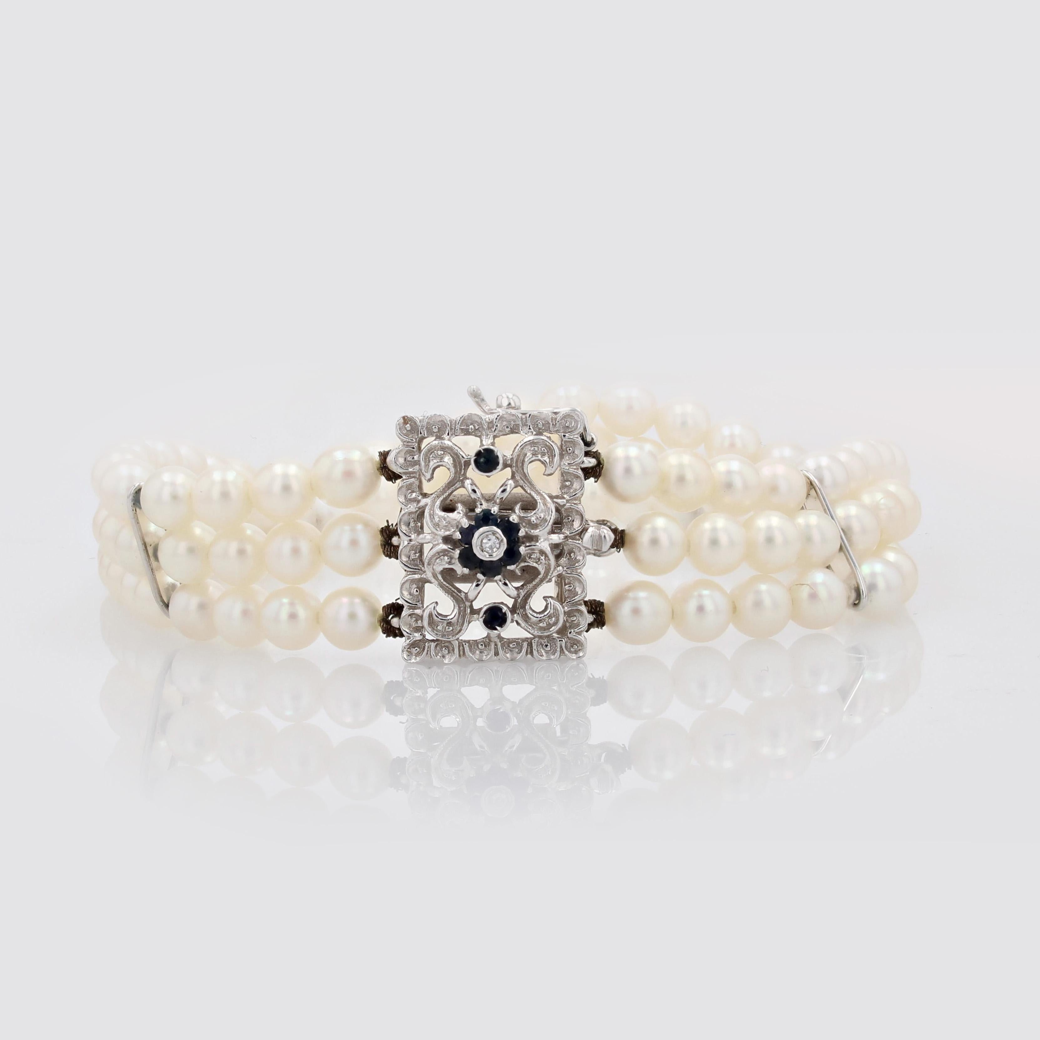 Bracciale anni '70 con perle coltivate, oro bianco 18 carati, zaffiro e diamante, chiusura a 3 file in vendita 5