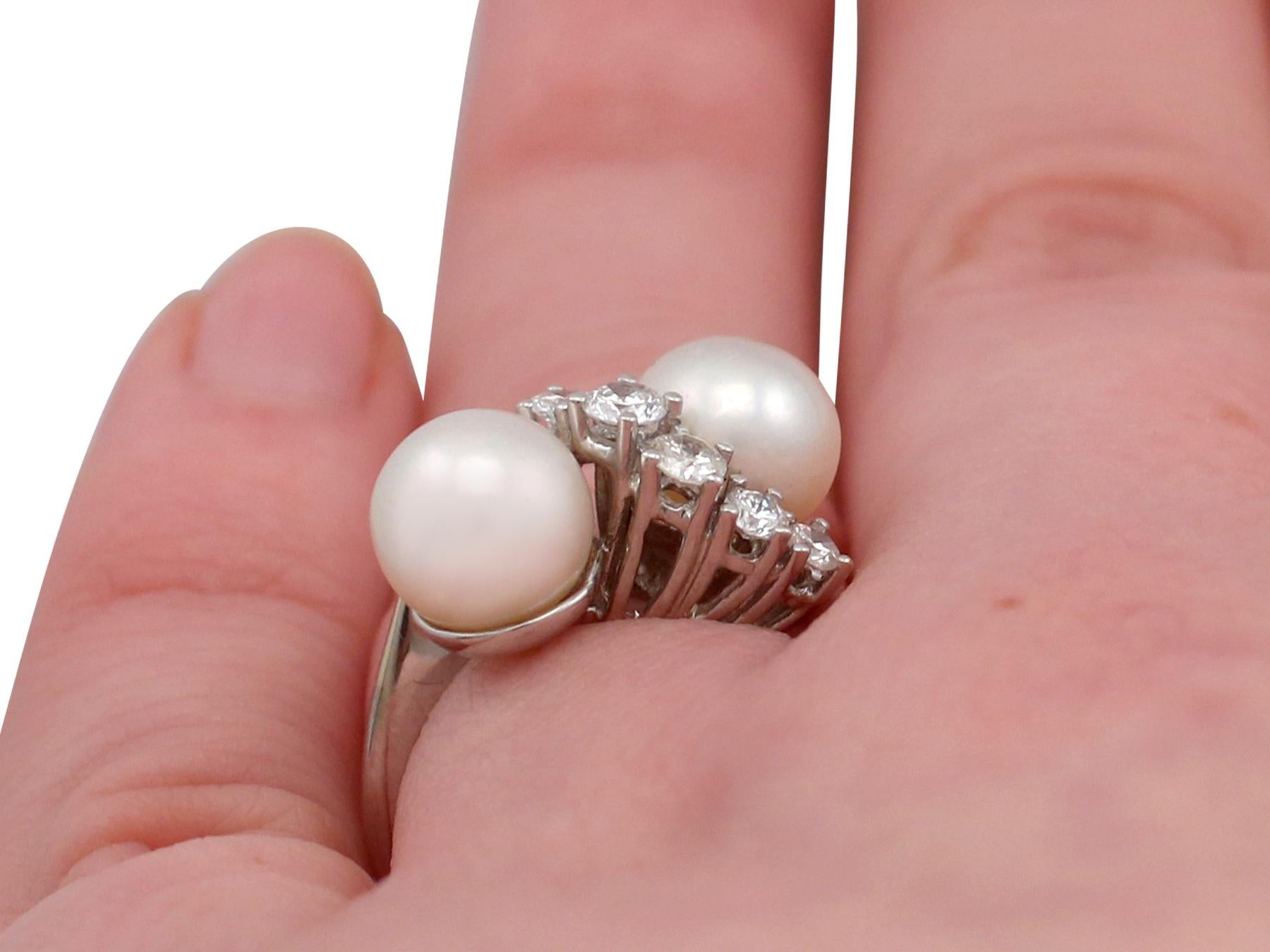 1970s Cultured Pearl and 1.04 Carat Diamond White Gold Twist Ring For Sale 4