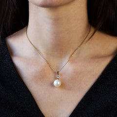 1970s Cultured Pearl Diamond 18 Karat Rose Gold Pendant