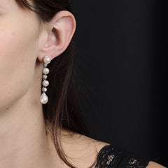 1970s Cultured Pearl Diamonds 18 Karat White Gold Dangle Earrings