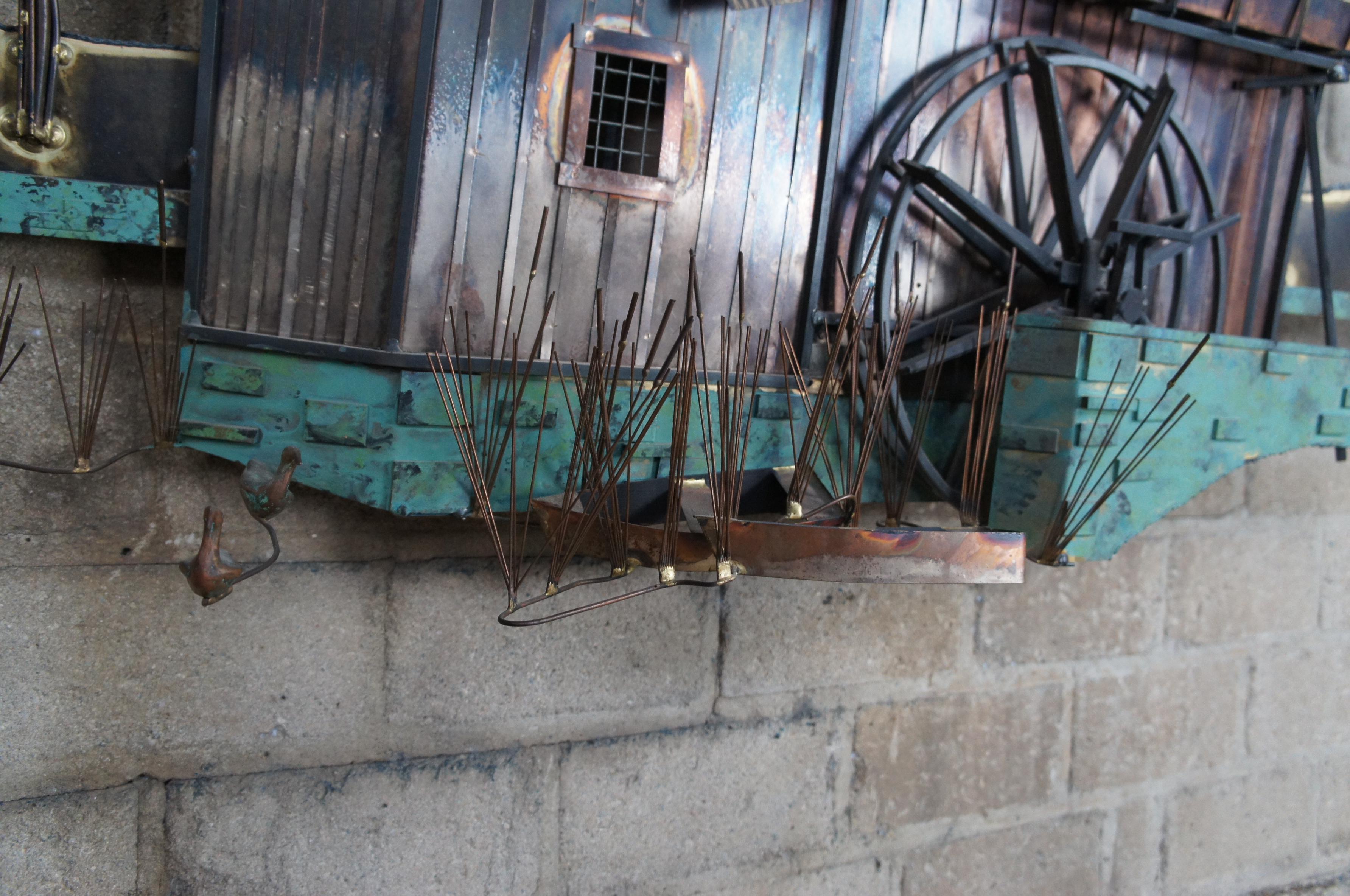 Fine XX secolo Curtis Jere 1970 Brutalist Metal Mill Farmhouse Water Wheel Wall Art Scultura in vendita