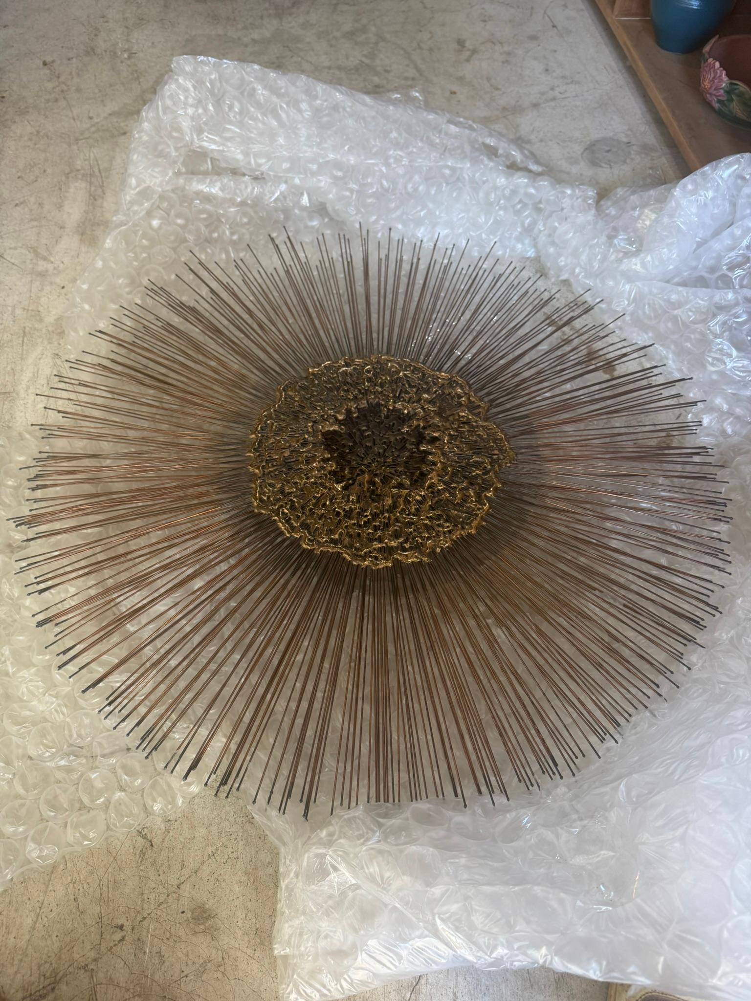 1970's Curtis Jere & Friedle Bruce Brass Style Sunburst Wandskulptur im Zustand „Gut“ im Angebot in West Hollywood, CA