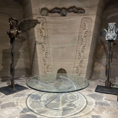 Tavolino scultoreo in vetro lucite degli anni '70, stile elica di Knut Hesterberg