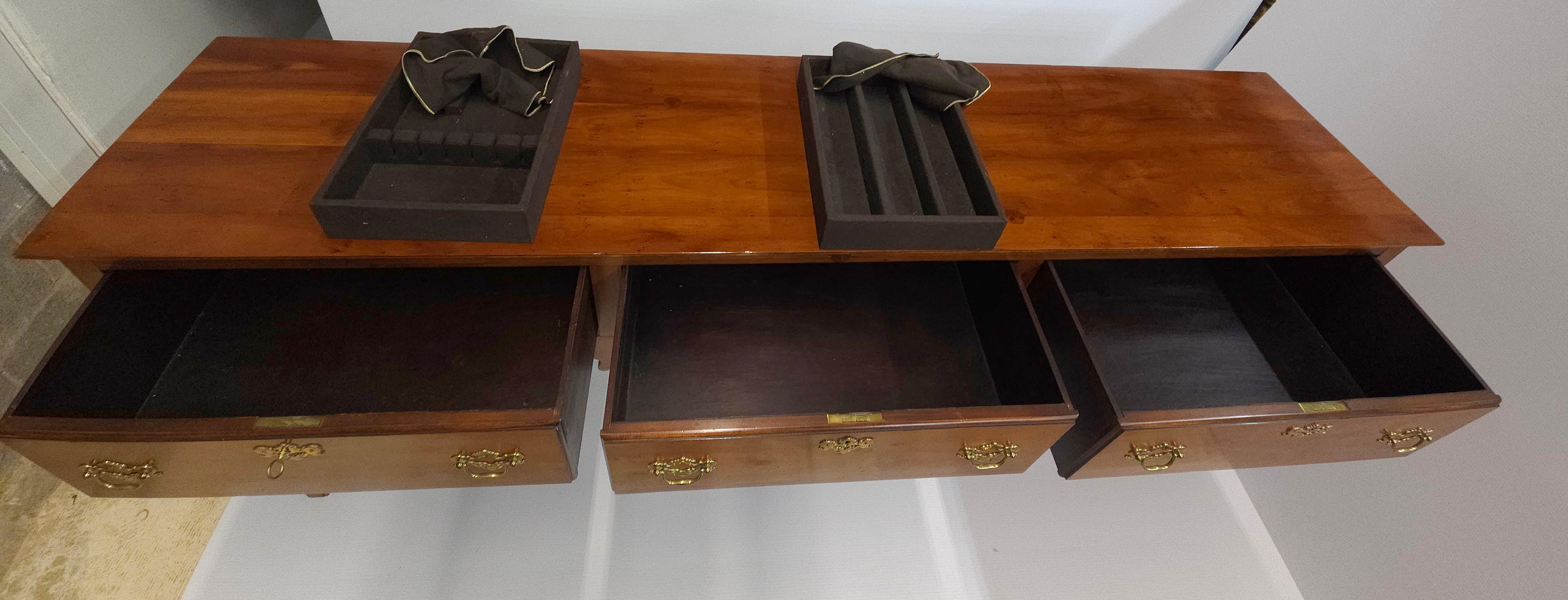 1970s Custom Made Wright Table Company Chippendale Solid Yew Wood Sideboard For Sale 2