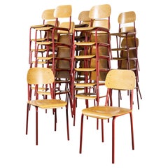 Chaises empilables industrielles tchèques des années 1970, rouge, différentes quantités disponibles