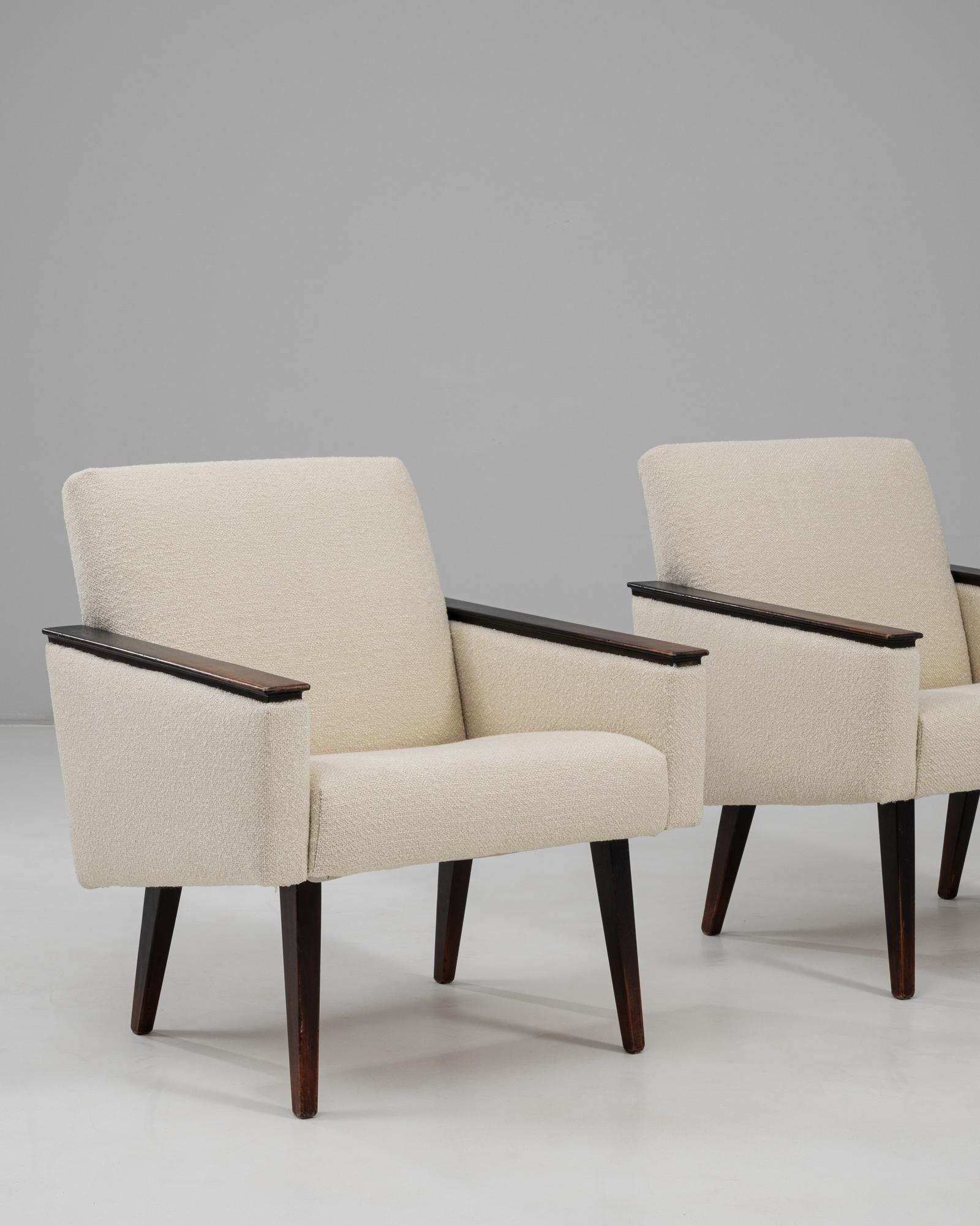 Pareja De Sillones Tapizados Checos De Los Años 70 De La Empresa Gera en venta 5