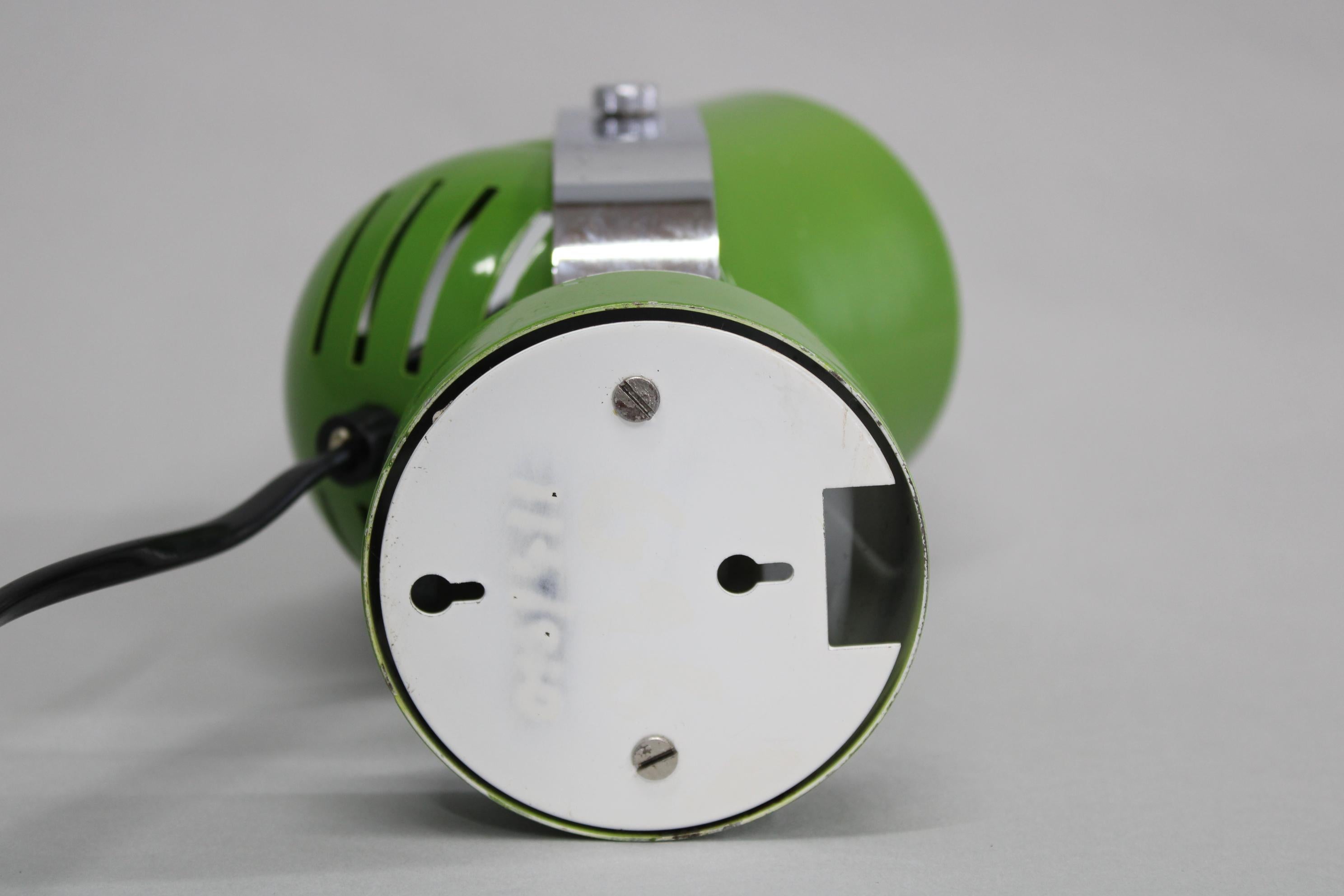 1970er Tschechoslowakische verstellbare Wandleuchte von Stanislav Indra, Chrom & Grün E im Angebot 2