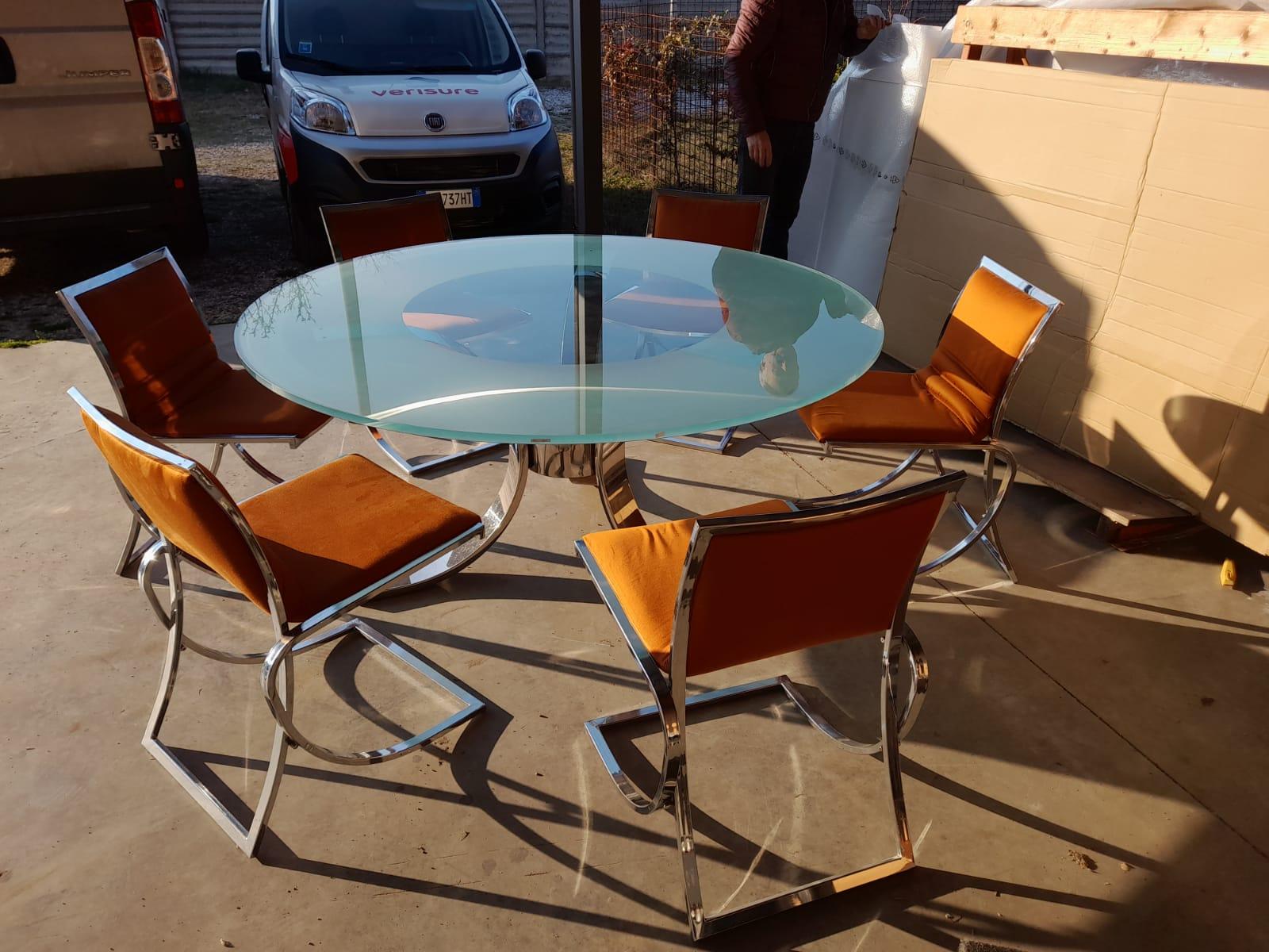 20th Century 1970s Dada International Chromed Legs and Rounded Etched Glass Table For Sale
